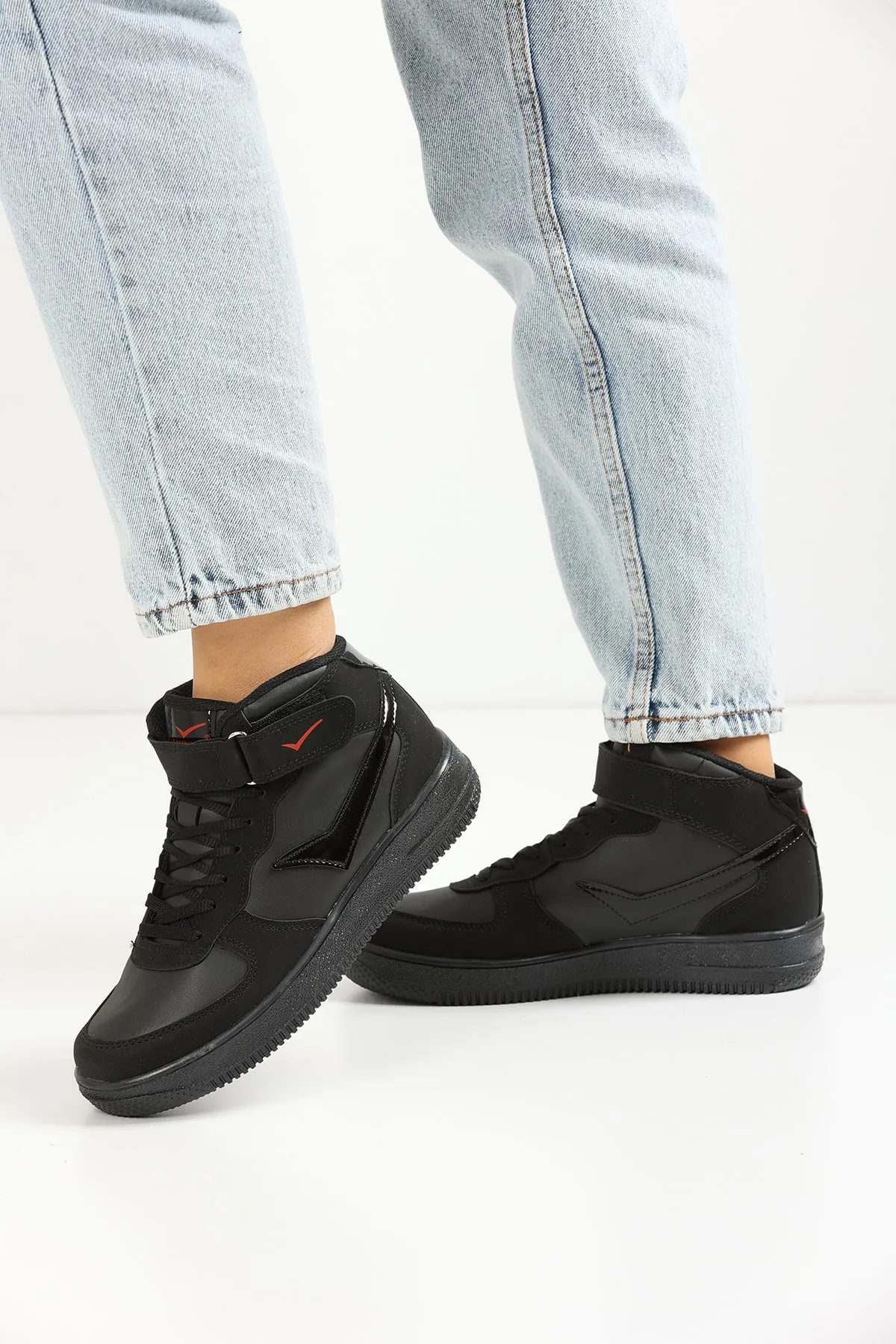 en7  Schwarze Unisex Sportschuhe 2185