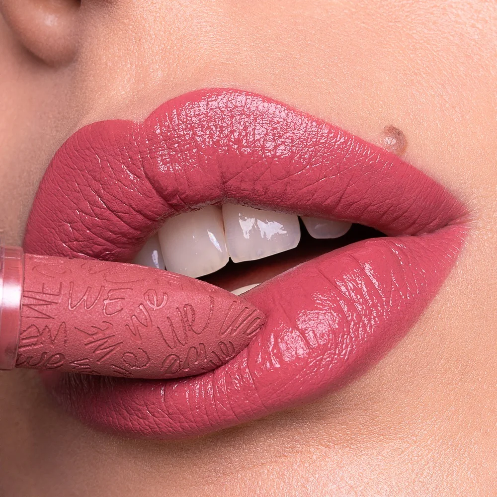 IF Lipstick - Šminka, Svetla šminka