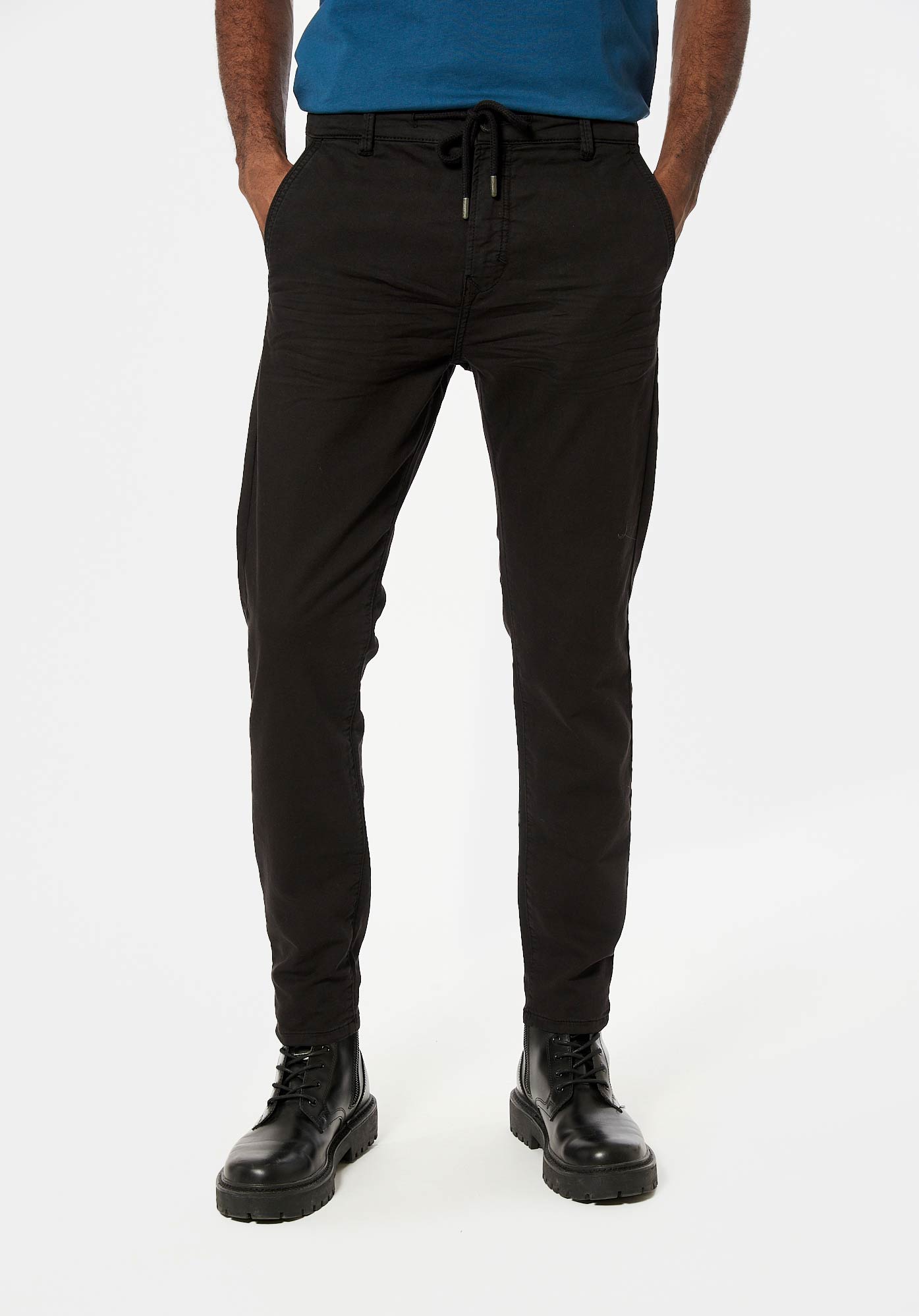 IRWIX  Pantalon noir relaxed cropped Homme