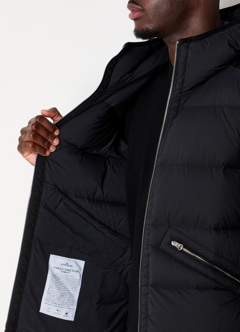 Μπουφάν Stone Island 81154 από πούπουλα με γέμιση από φτερά και τσέπες με φερμουάρ