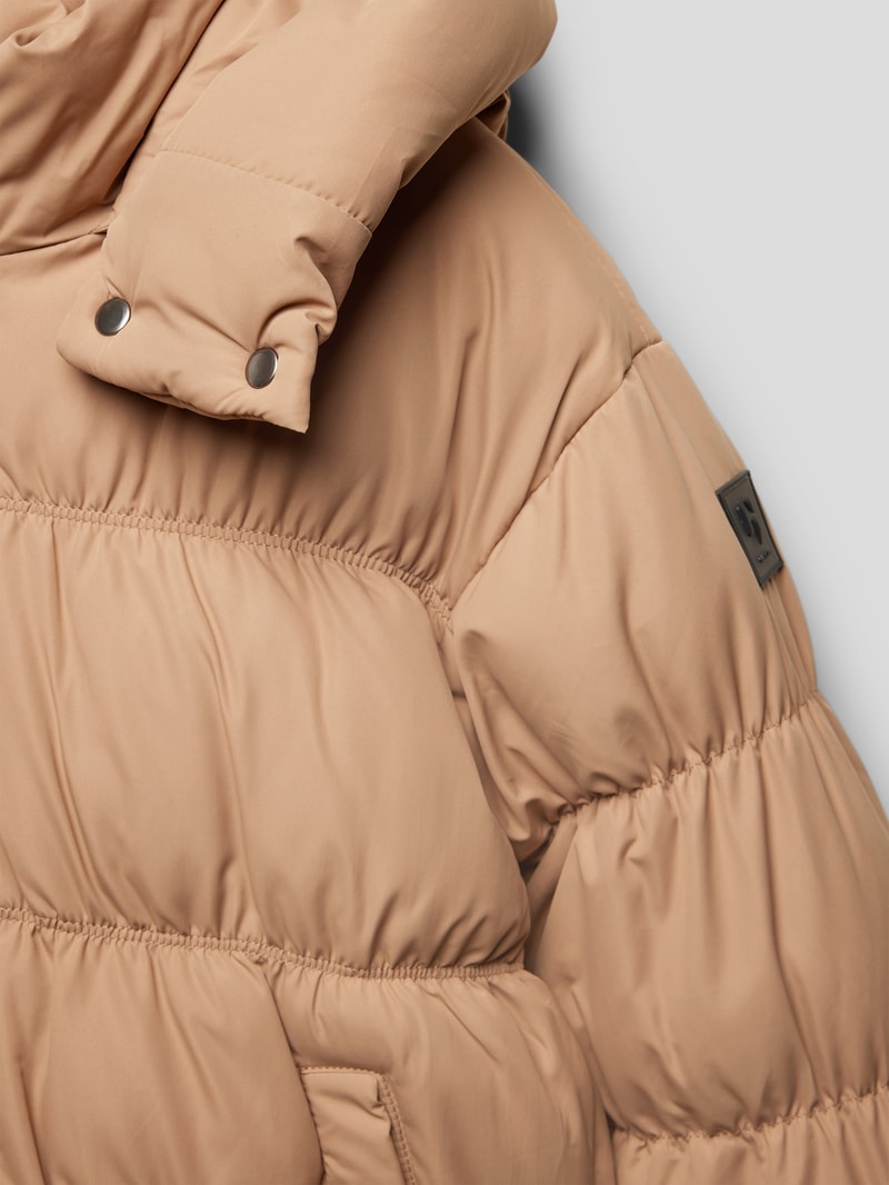 Steppjacke mit Kapuze in beige
