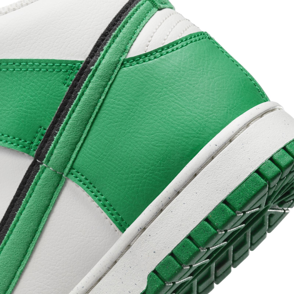 Nike Dunk High Retro SE Stadium Green DO9775-001 / schwarz