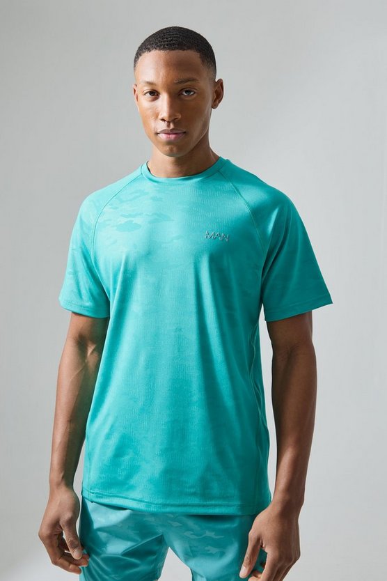 Man Active Camouflage Raglan T-Shirt