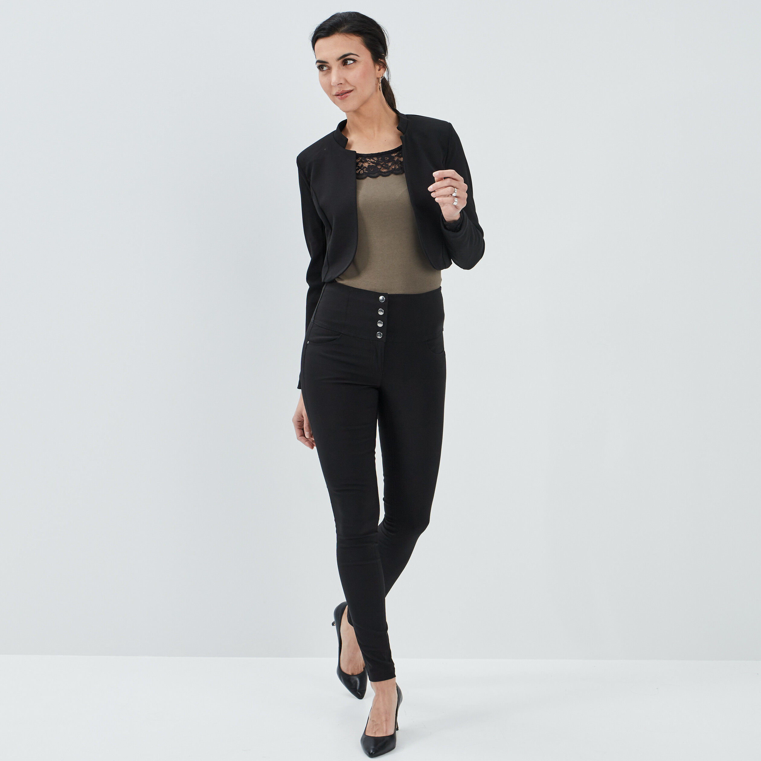 Veste droite cropped manches longues noir femme | La Halle