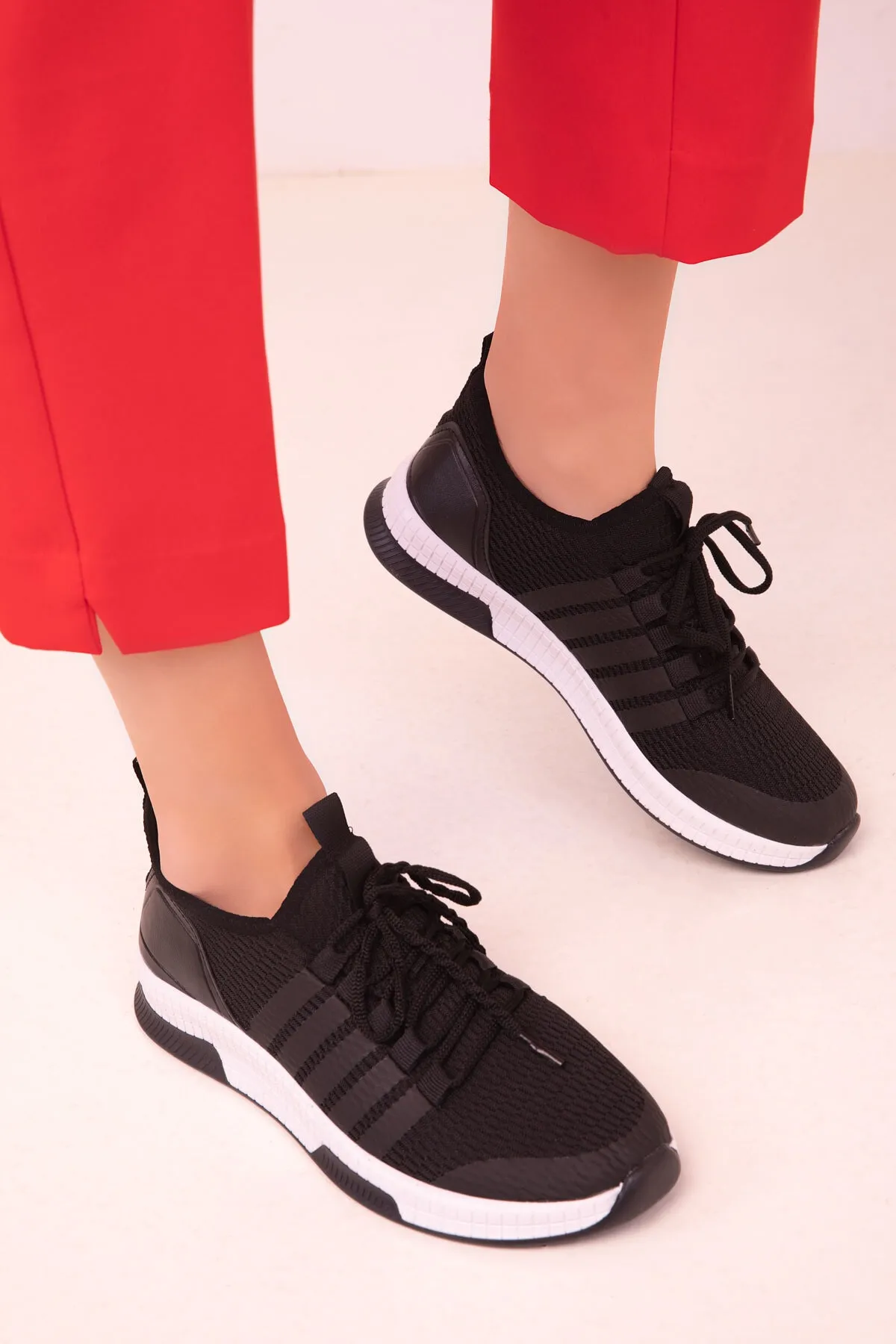 SOHO  Schwarze Damen Sneakers 16278