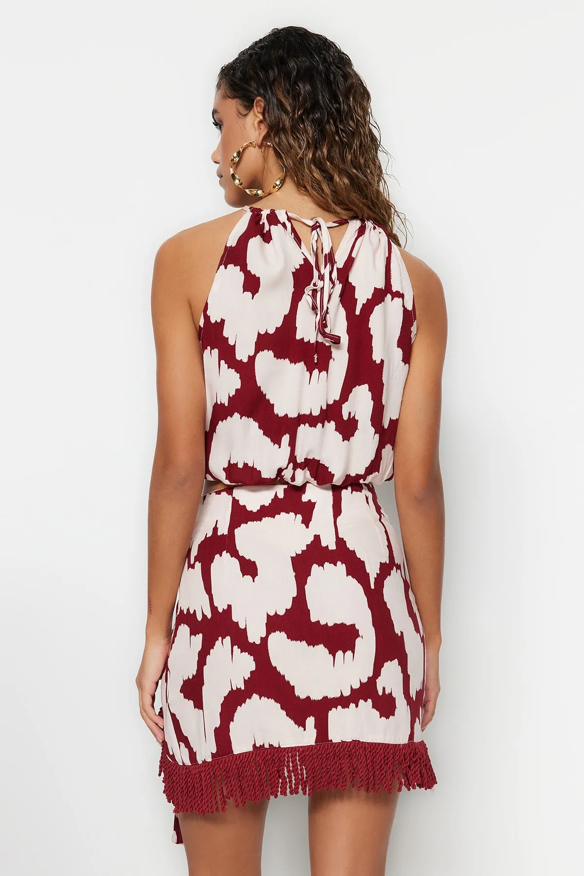 Trendyol Collection  Strick-Bluse mit Troddeln und Tiermuster, Rock-Set TBESS23AU00017