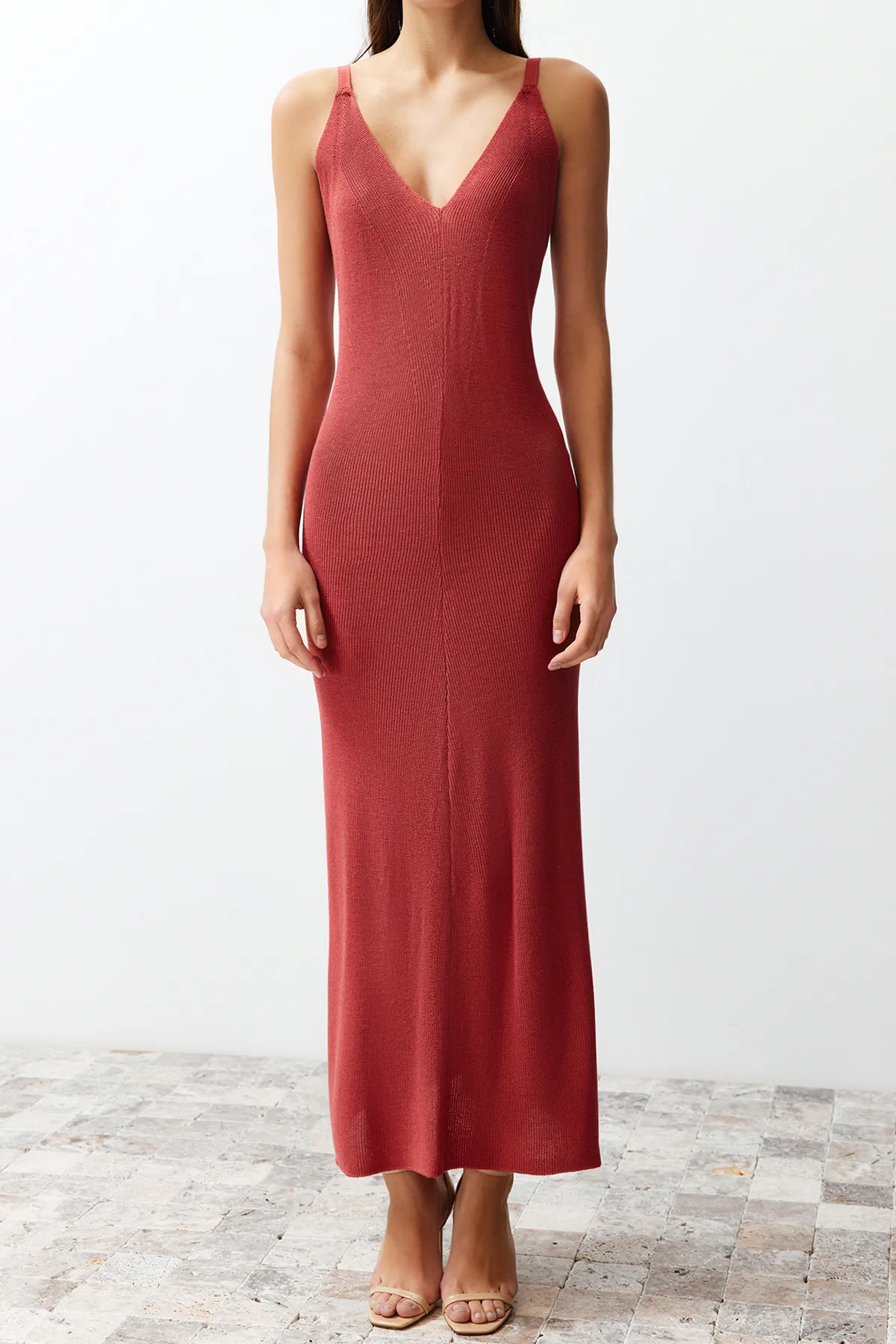 Trendyol Collection  Dried Rose Maxi-Strick-Basic-Kleid TWOSS20EL1574