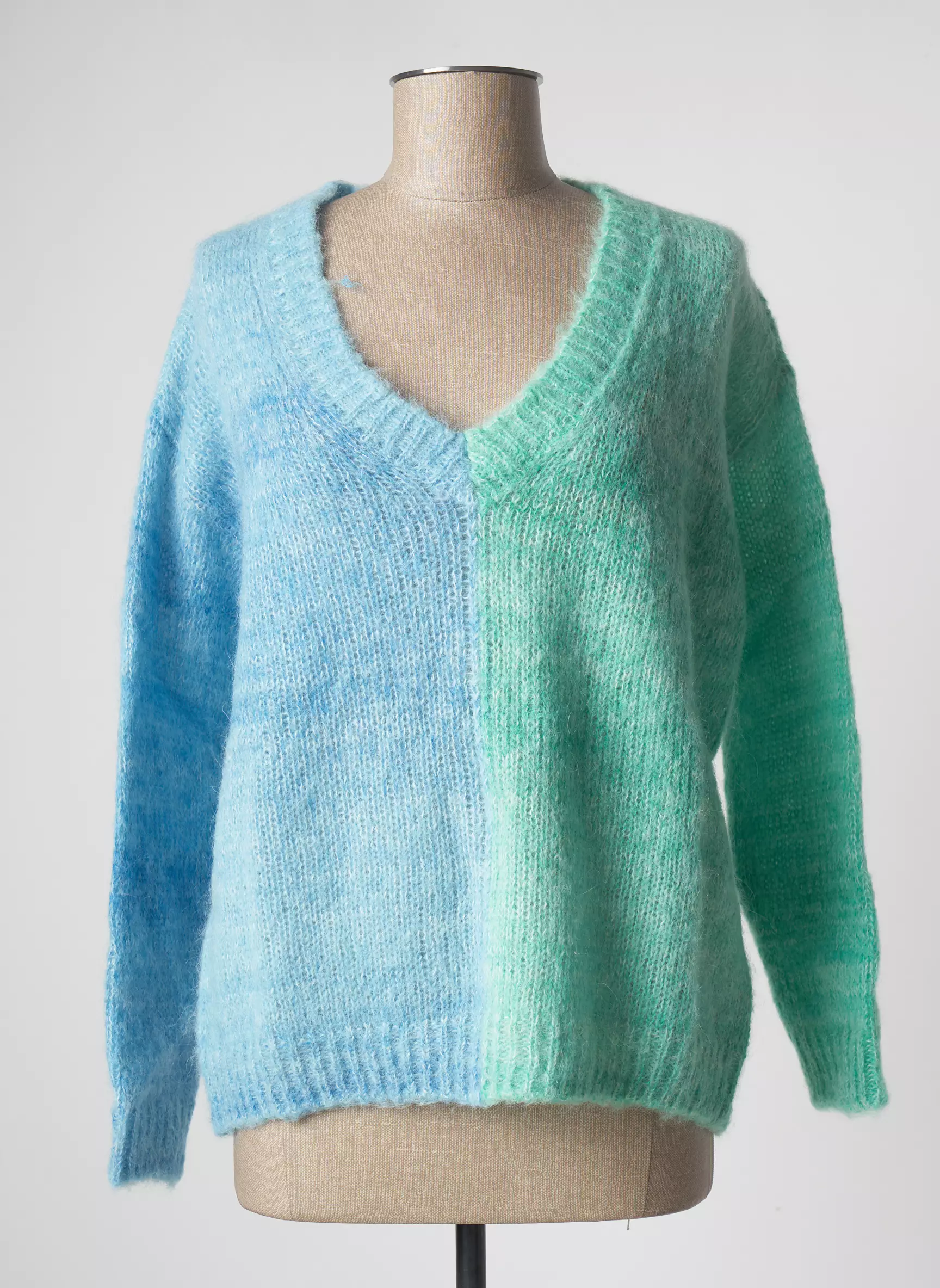 Les Tricots De Lea Pulls Femme couleur bleu