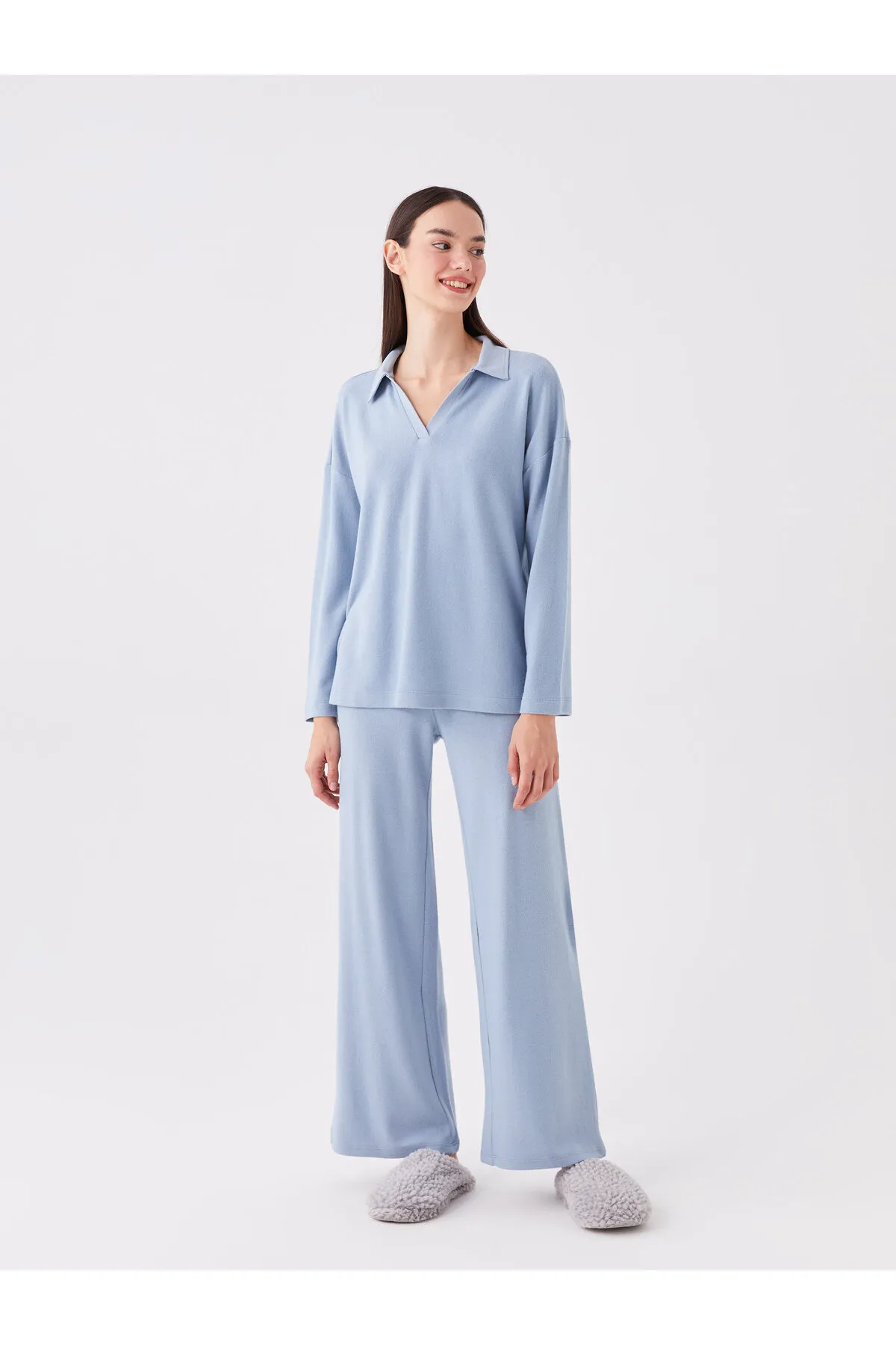 LC Waikiki  Einfarbiges, langärmliges Damen-Pyjama-Set mit Polo-Ausschnitt