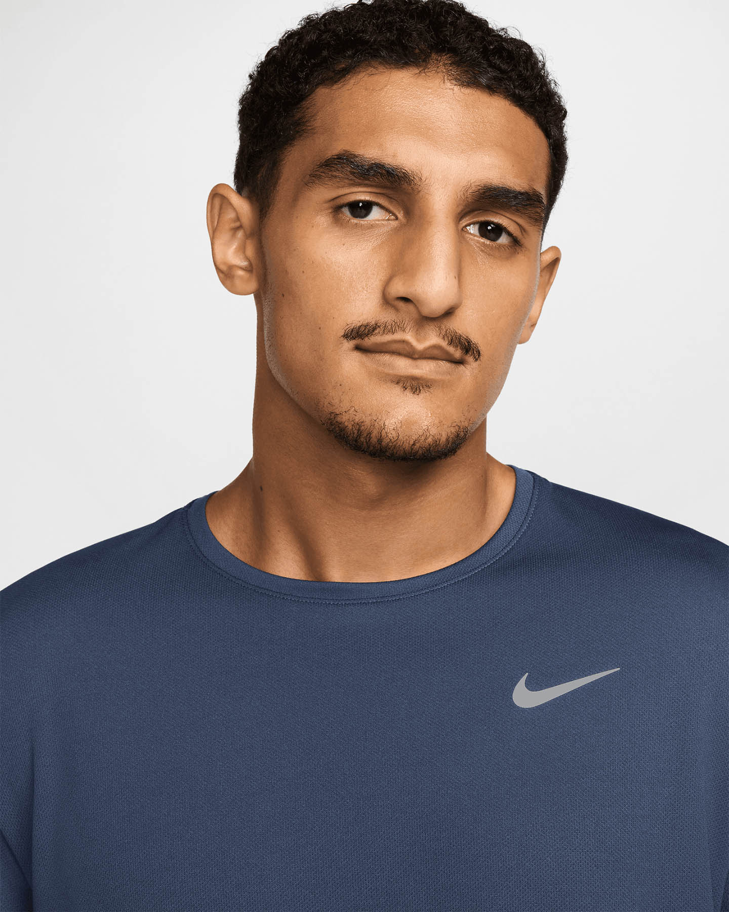 Koszulka do biegania Nike Miler M DV9315-437