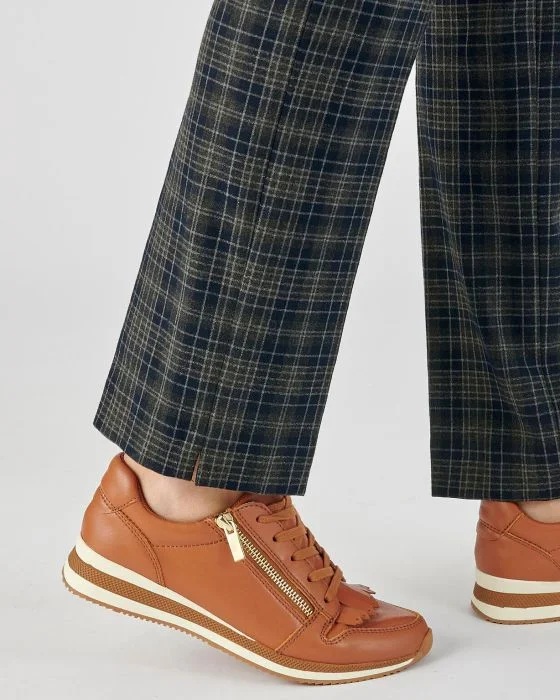Pantalon droit, lainage aspect flanelle, 2 statures