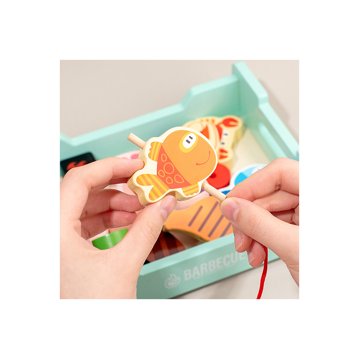 Simulierter Barbecue-Grill für Kinder Multifunktionales, farbenfrohes Holz