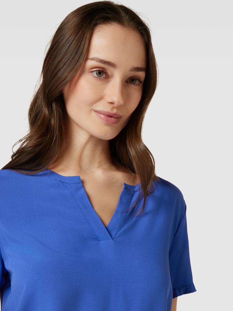 Blusenshirt mit V-Ausschnitt in royalblau