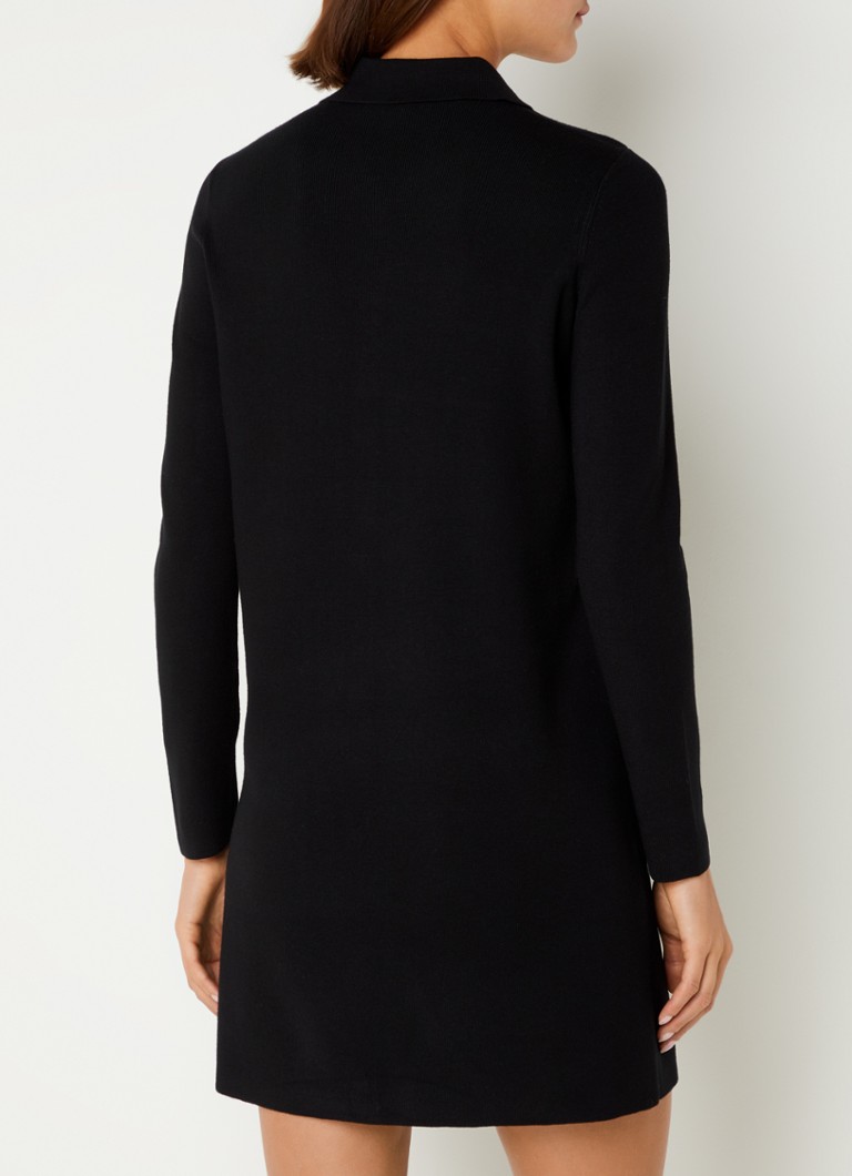 Rochie mini Phase Eight Azealia din tricot fin cu nasturi decorativi.