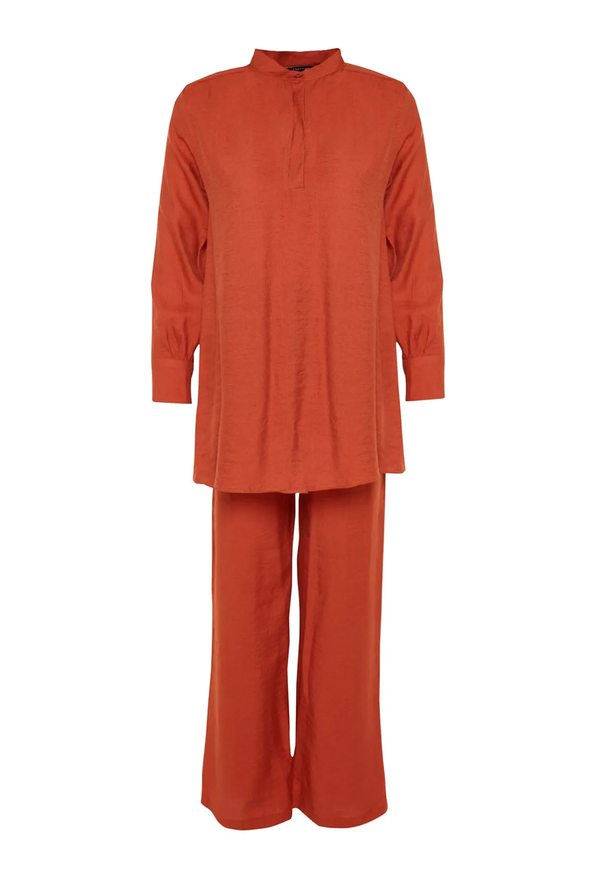 Trendyol Modest  Zimtfarbenes, halb verdecktes Tunika-Hosen-Set mit Schulterdetail und Knopfleiste, gewebt TCTSS22US0098