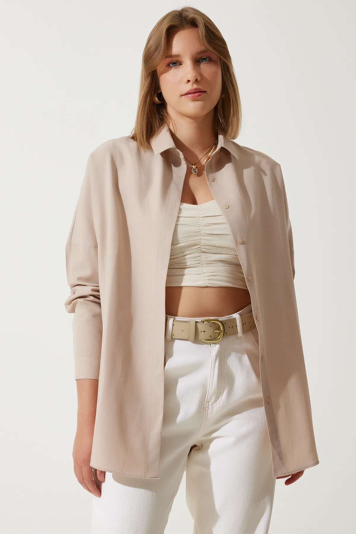 Happiness İstanbul  Biscuit Oversize-Lang-Basic-Shirt für Damen DD00842