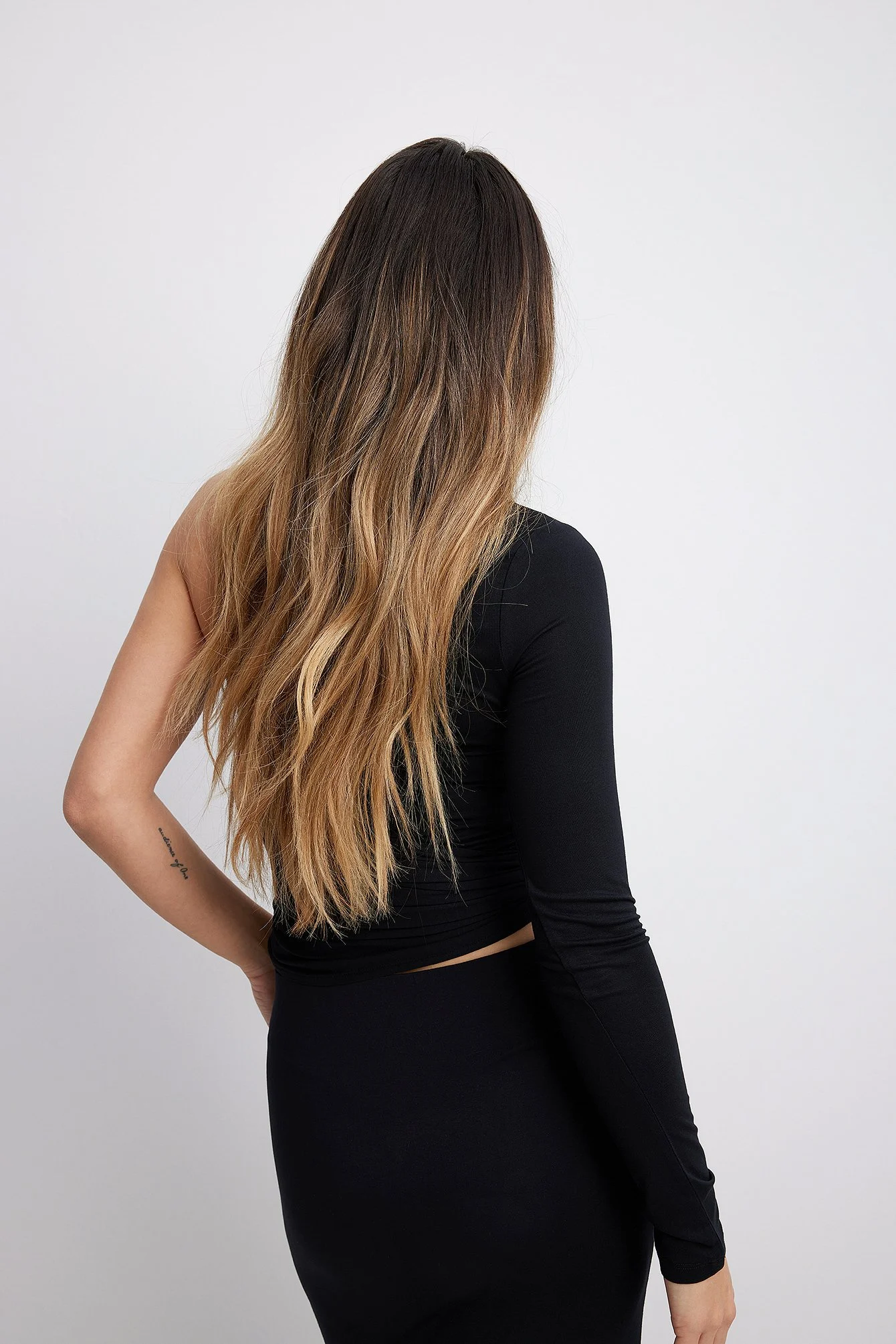 Soft Line Tie Top