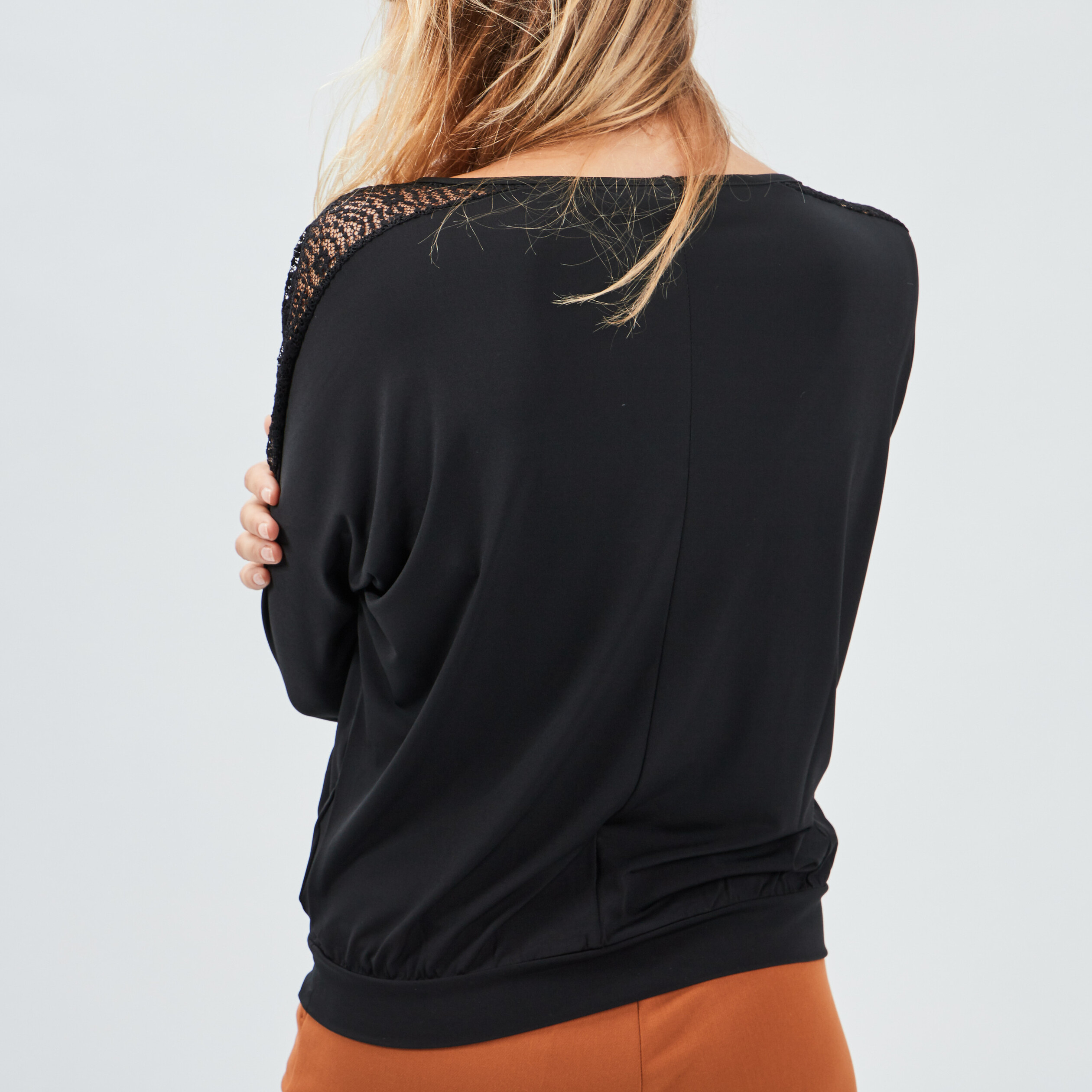 T-shirt manches 3 4 noir femme | La Halle