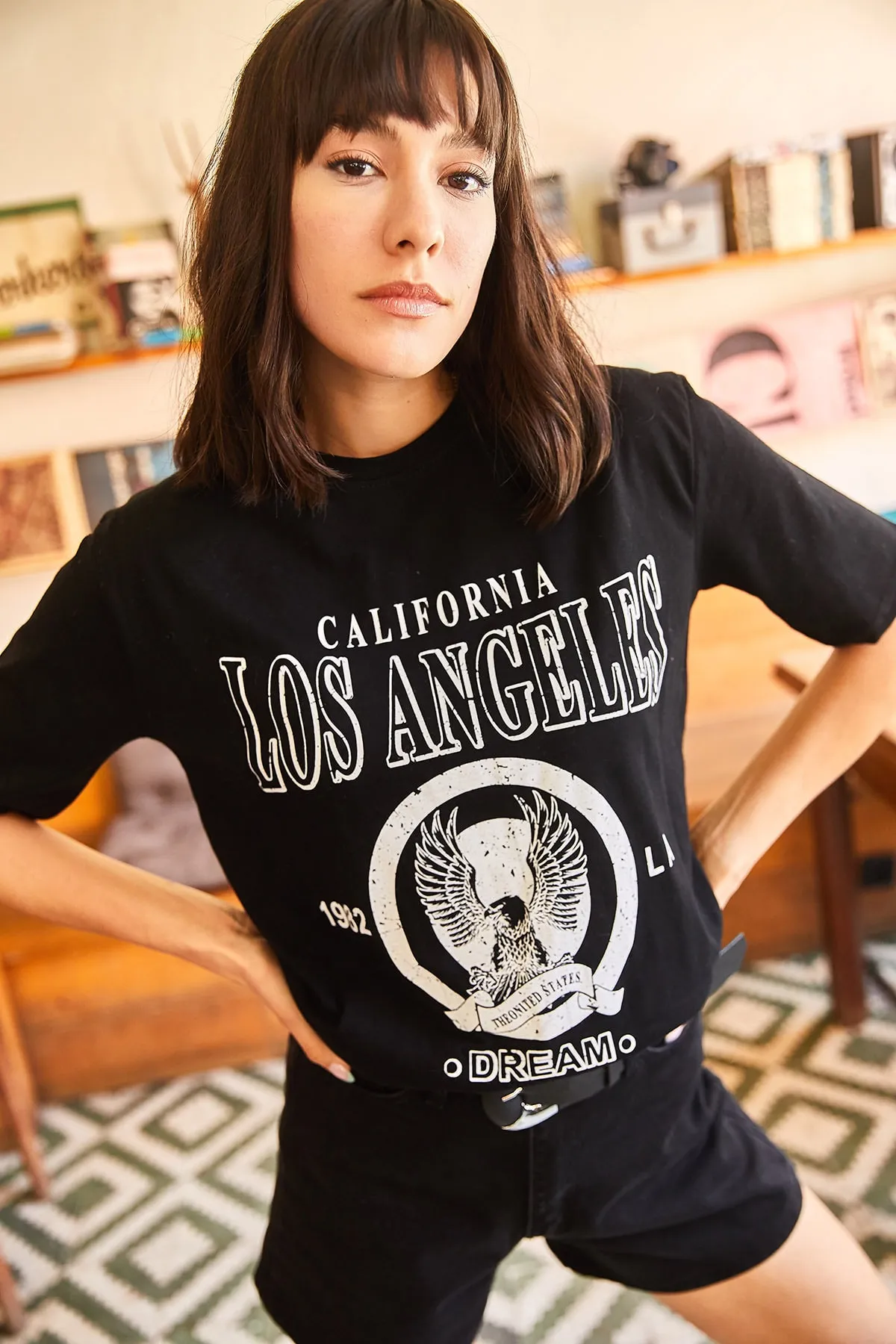 Olalook  Schwarzes Freizeit-T-Shirt mit L.A.-Print für Damen TSH-19000503