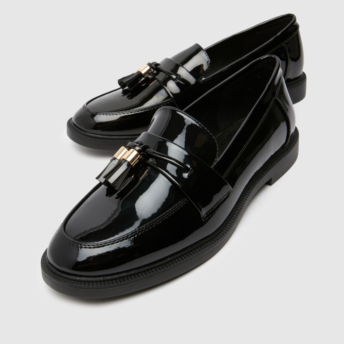Schuh Lohan lakk bojtos mokaszin lapos cipő fekete színben
