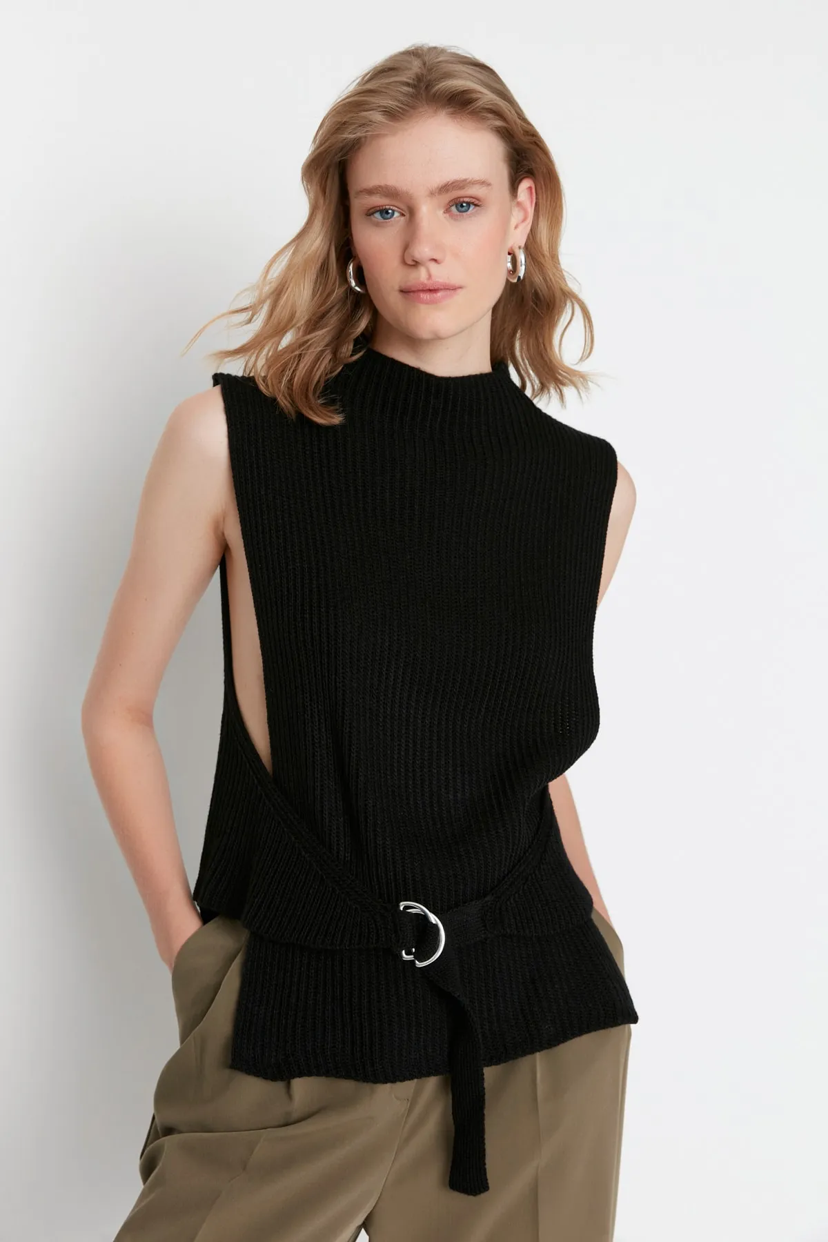Trendyol Collection  Strickweste - Schwarz - Regular Fit