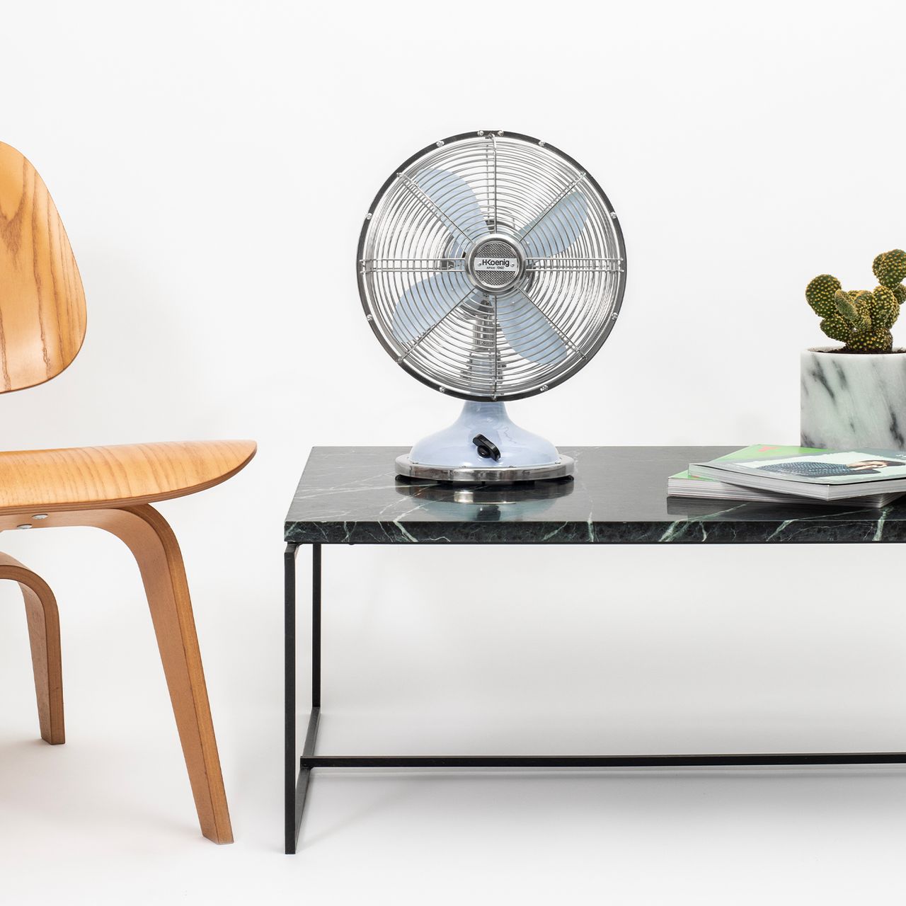 H.Koenig Elektrischer Tischventilator im Retro-Stil, hellblau
