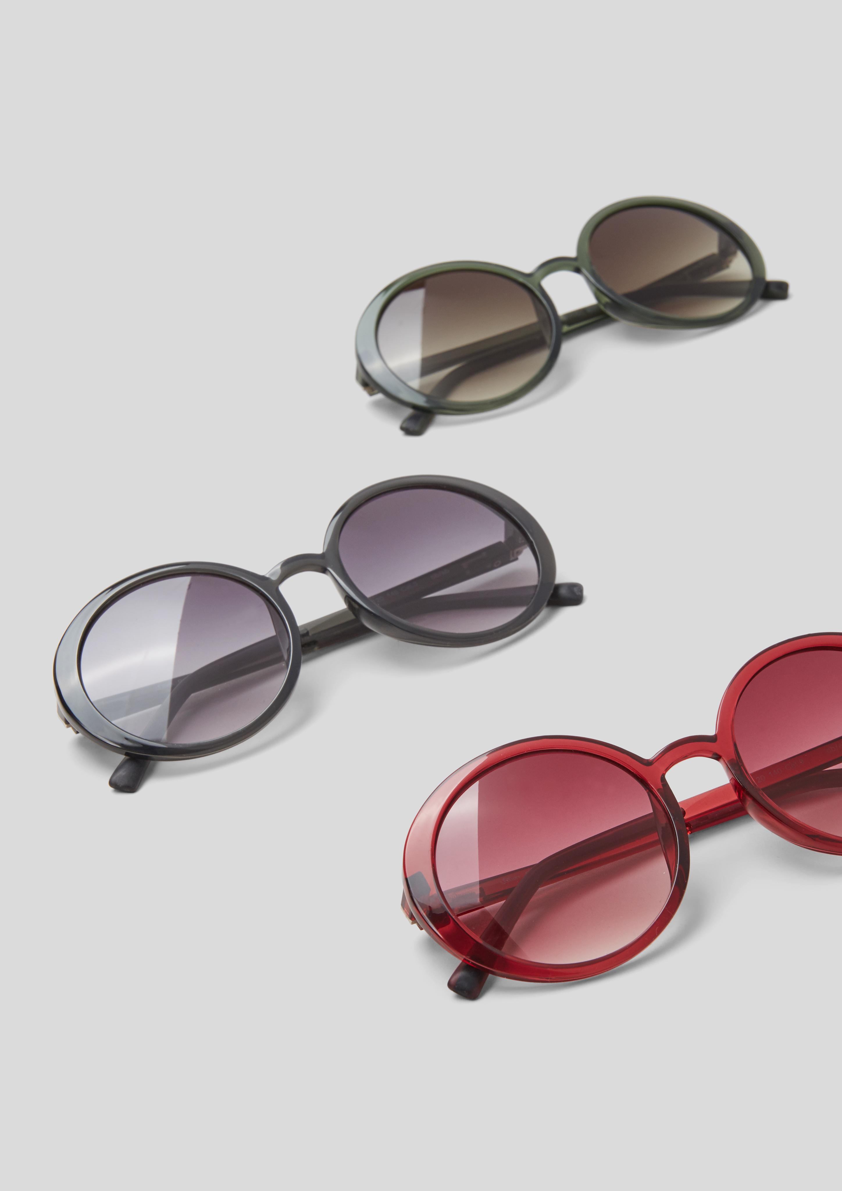 Sonnenbrille mit großen Gläsern  144.120.141.98545-800