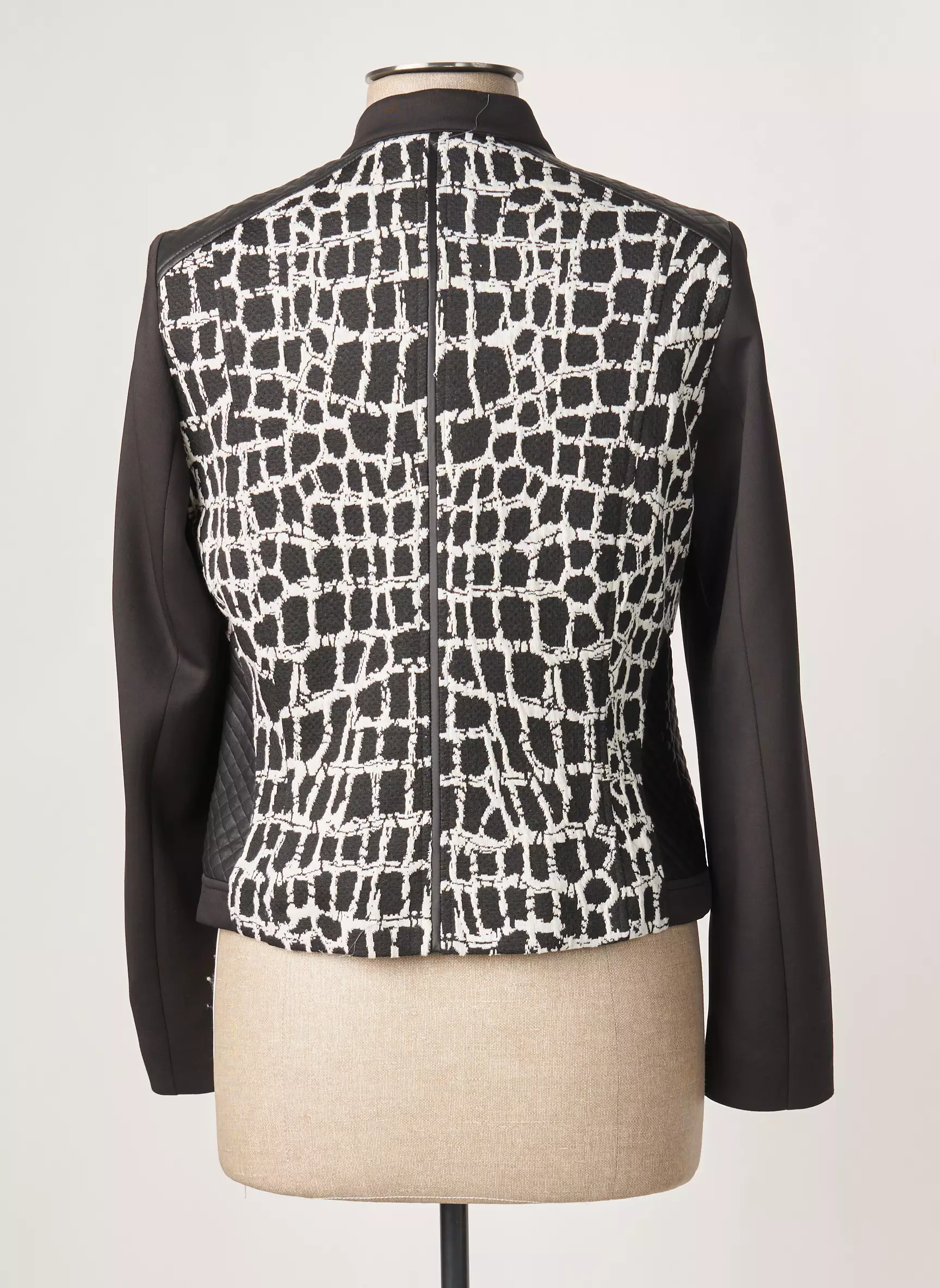 Guy Dubouis Vestecasual Femme couleur noir