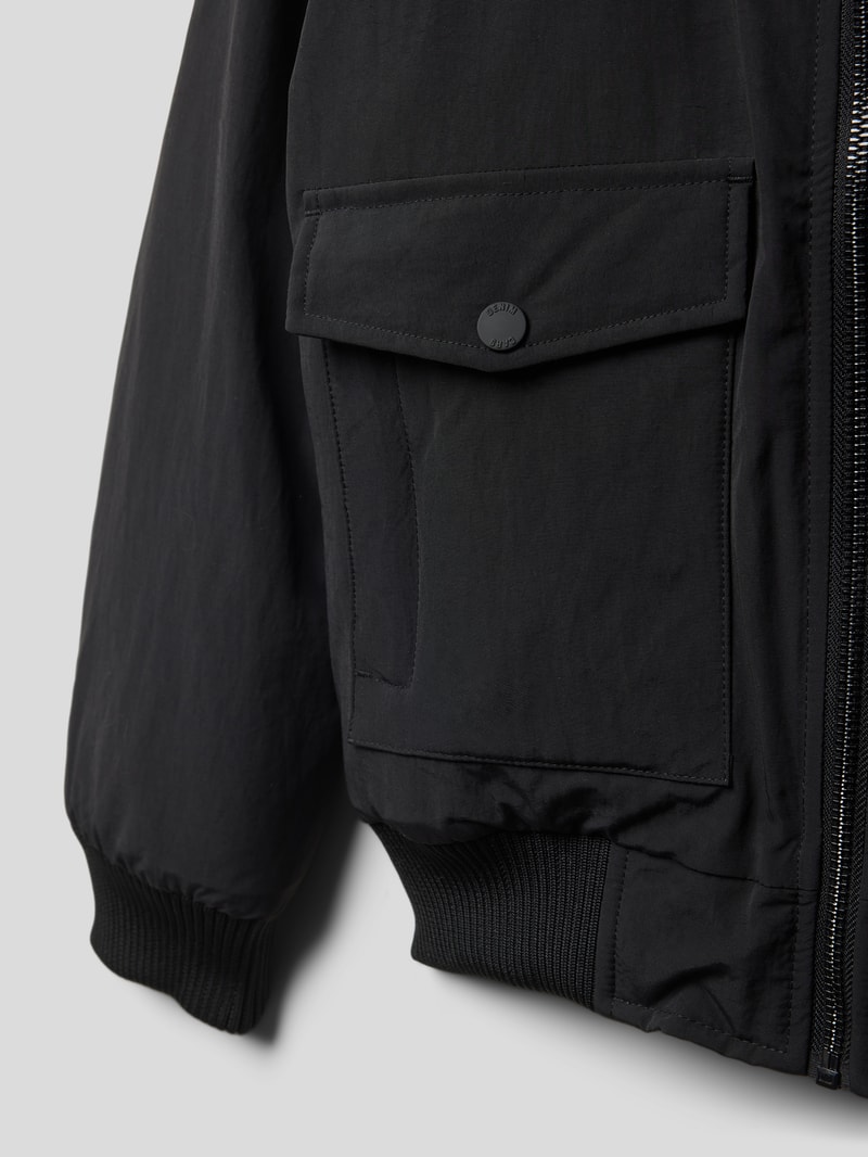 Jacke mit Label-Patch Modell 'Fryan' in schwarz