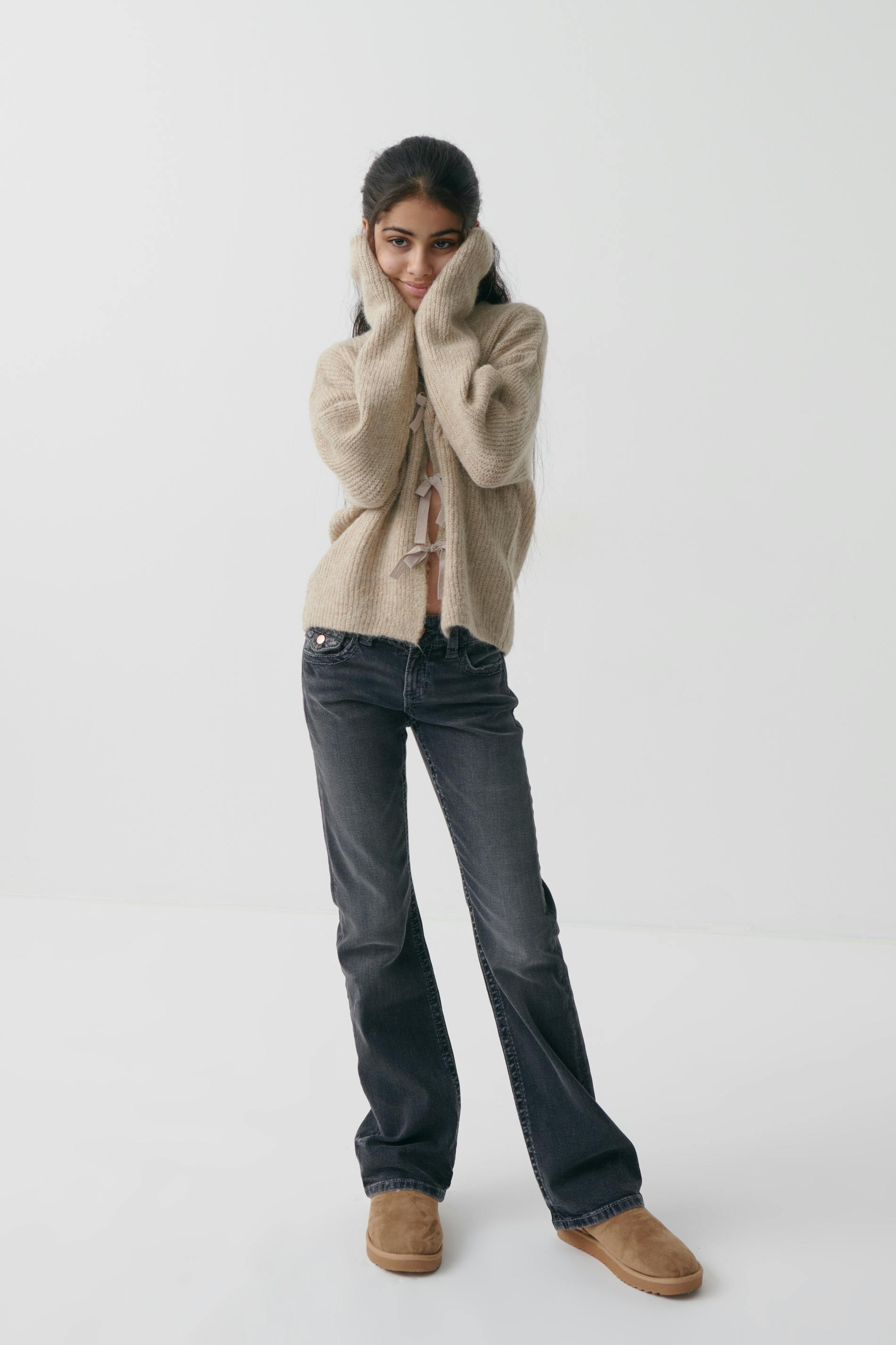 Y bow cardigan