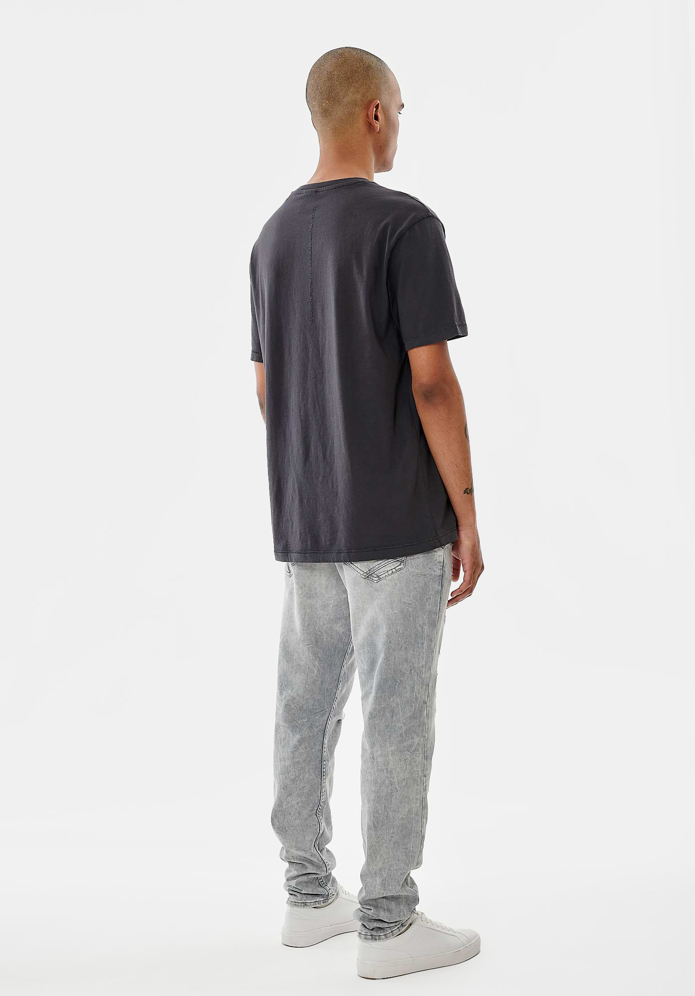 CHUCK  T-shirt gris Homme en 100% coton
