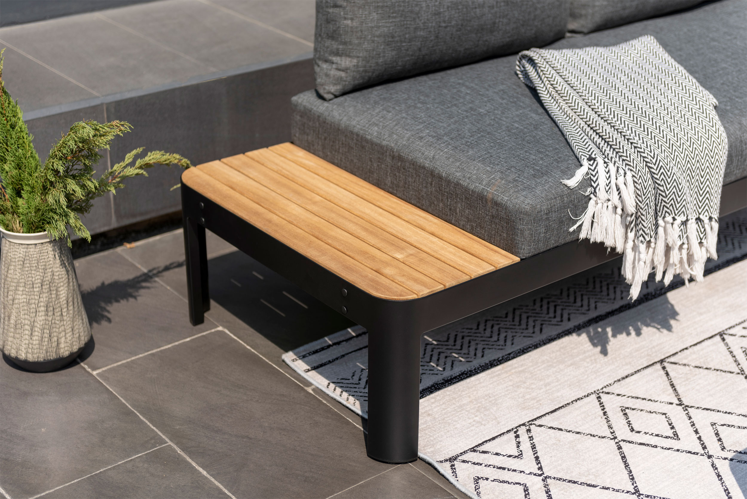 OUTDOORGartensofa Outdoor Loungemöbel
