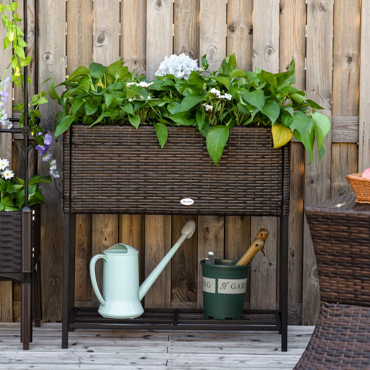 Outsunny Poly Rattan Hochbeet Blumentopf Blumenkasten mit Füßen mit Ablage