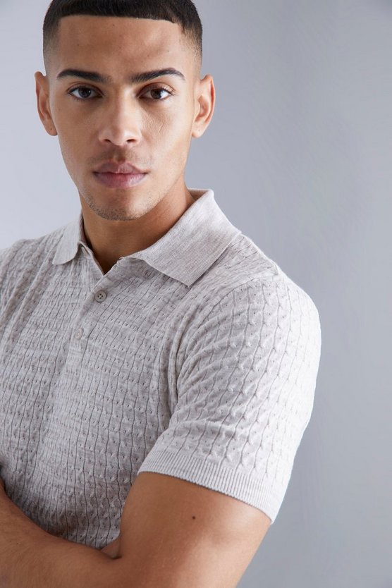 Recyceltes Zopfmuster-Poloshirt mit kurzen Ärmeln