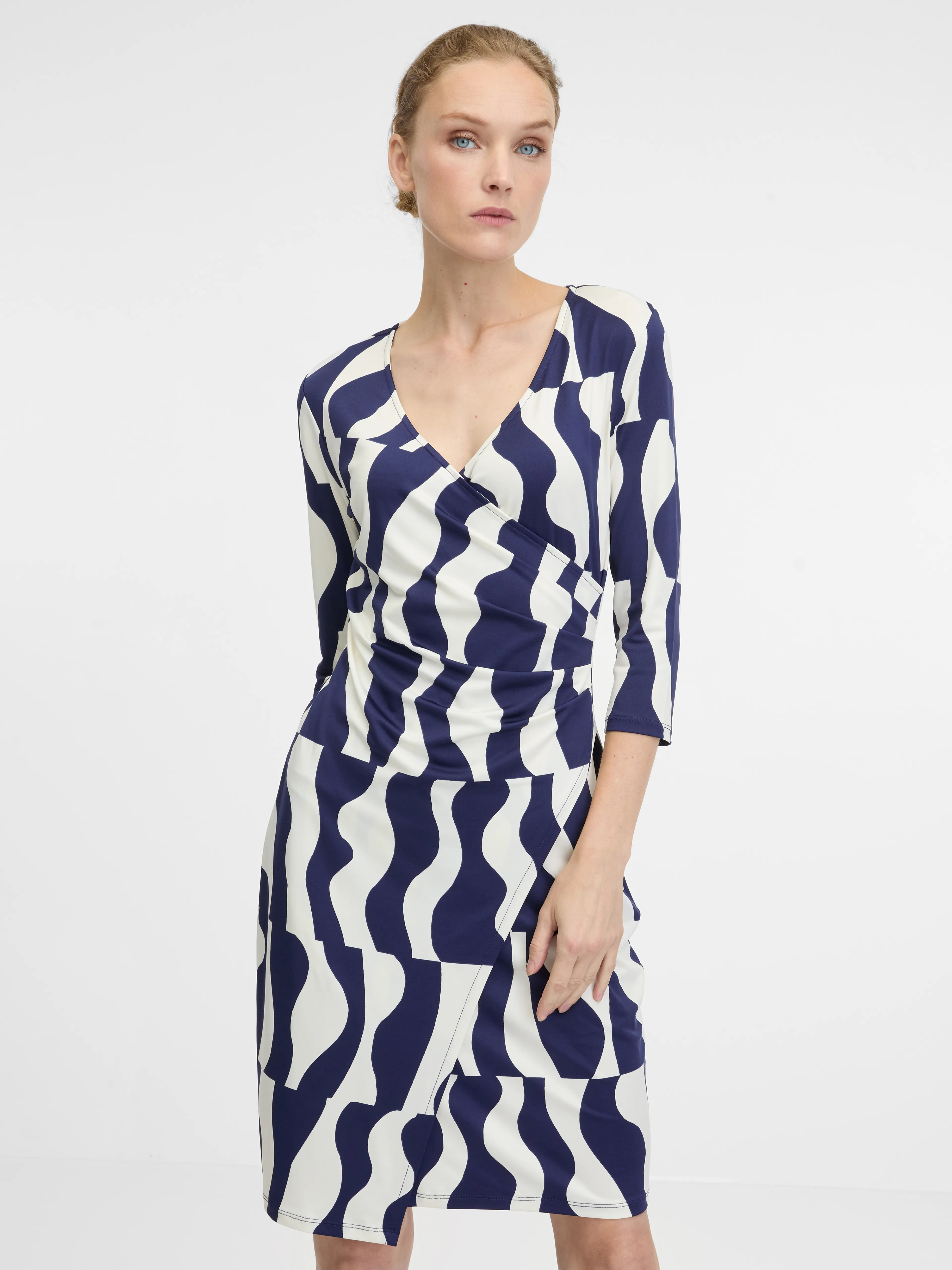 Dunkelblaues Damenkleid ORSAY