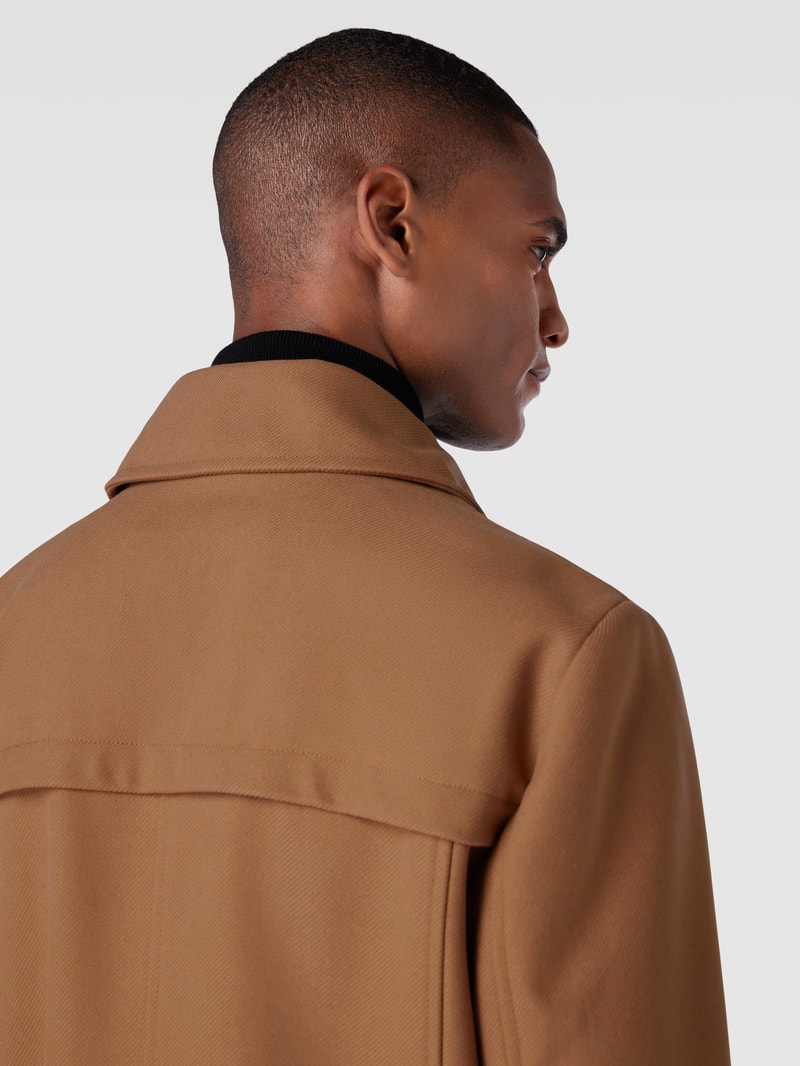 Jacke mit Umlegekragen und Ärmelriegeln in beige