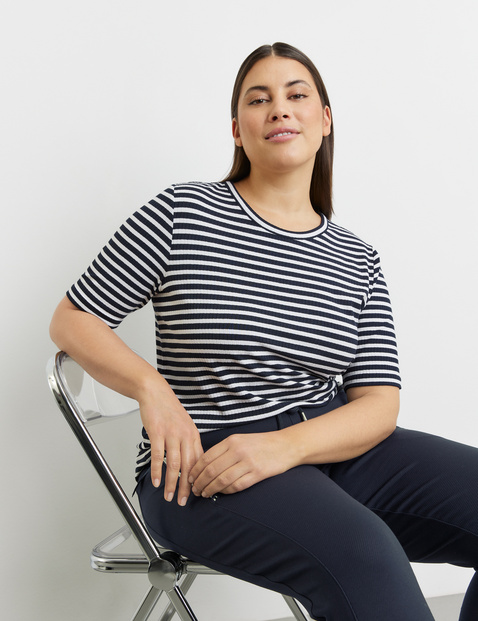 Geringeltes Halbarmshirt mit Ripp-Struktur