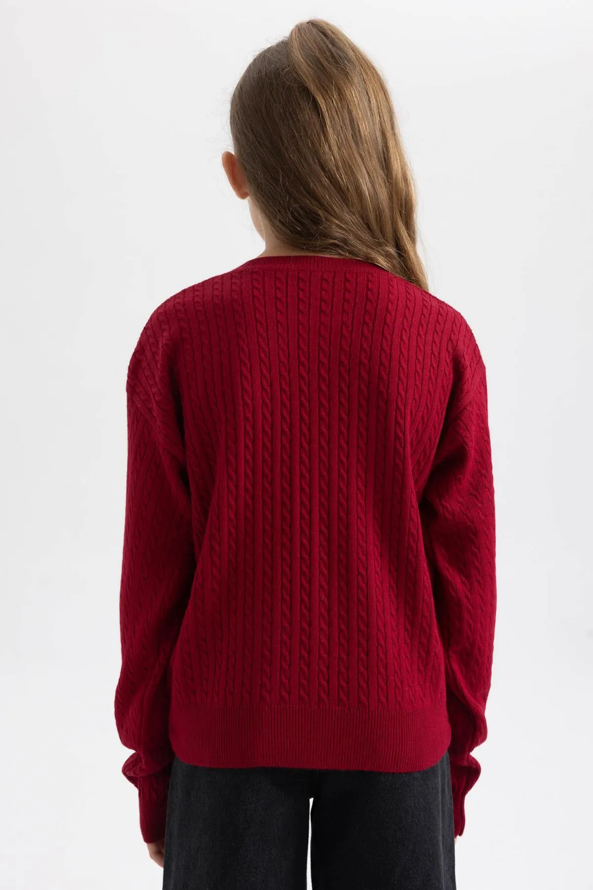 DeFacto  Mädchenpullover mit Rundhalsausschnitt B1701a823wn