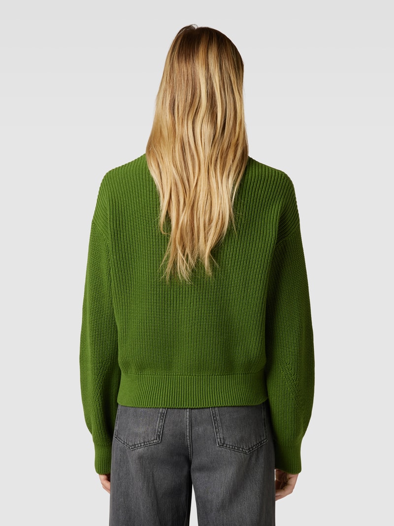 Strickpullover mit Rundhalsausschnitt in grasgrün