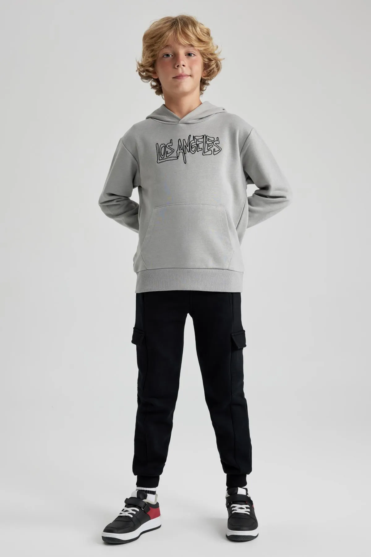 DeFacto  Dickes Kapuzen-Sweatshirt für Jungen