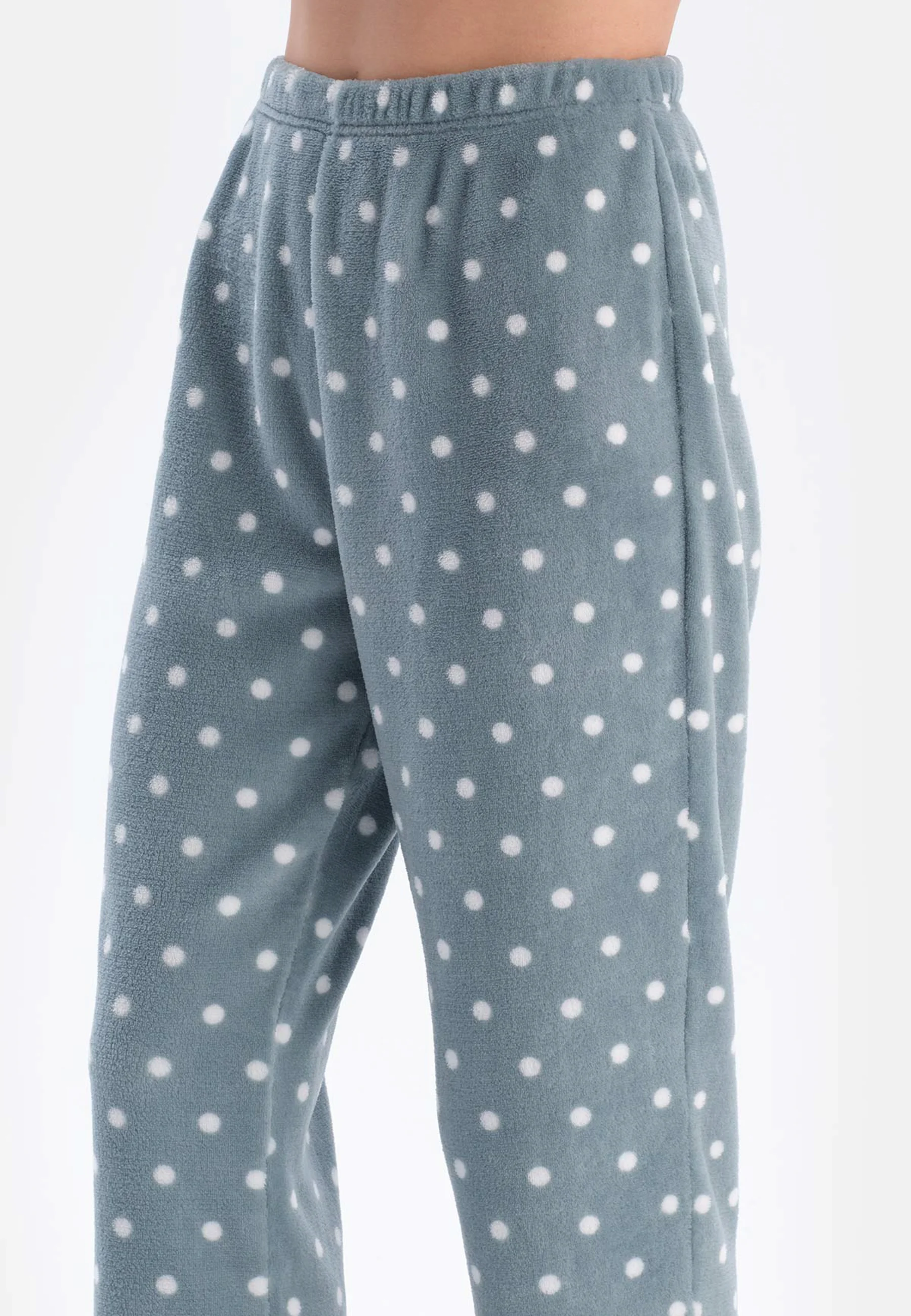 CONJUNTO REGULAR DAGI DE LUNARES CON CUELLO DE MANGA LARGA - Pijama