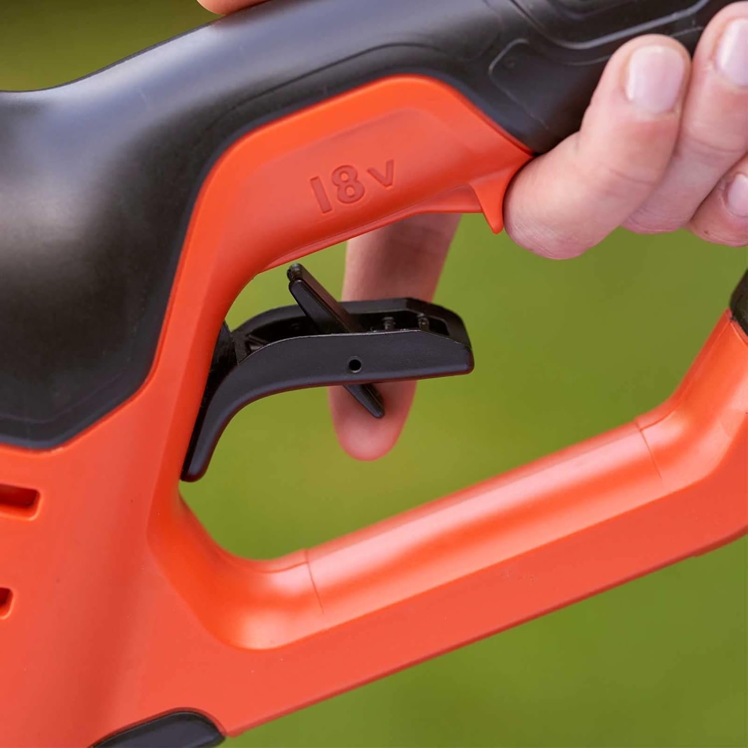Black & Decker BCPC18B-XJ Πλυστικό μηχάνημα υψηλής πίεσης 18 Volt χωρίς μπαταρίες και φορτιστή 24 bar