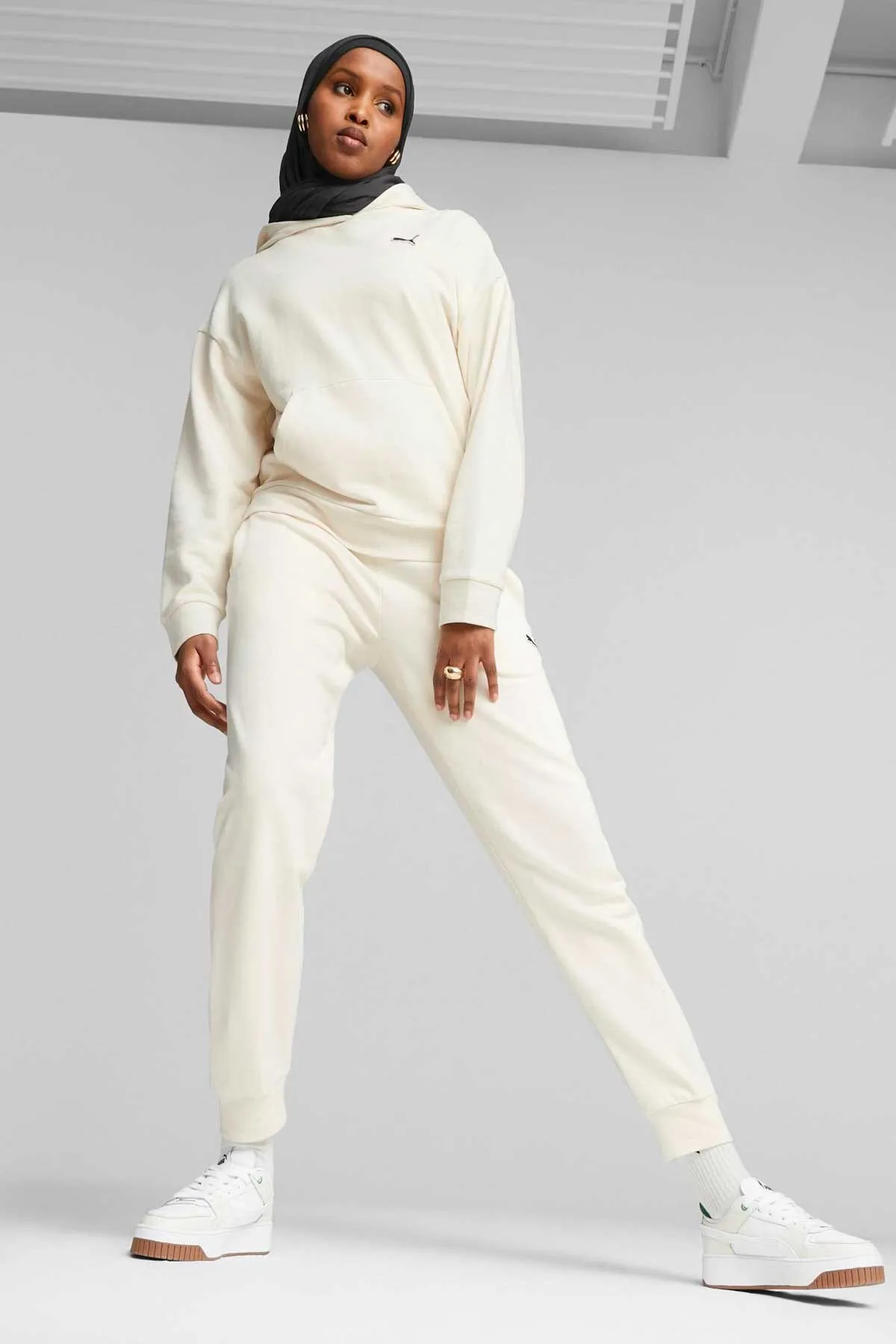 Puma  BETTER ESSENTIALS Kapuzenpullover EN67598899