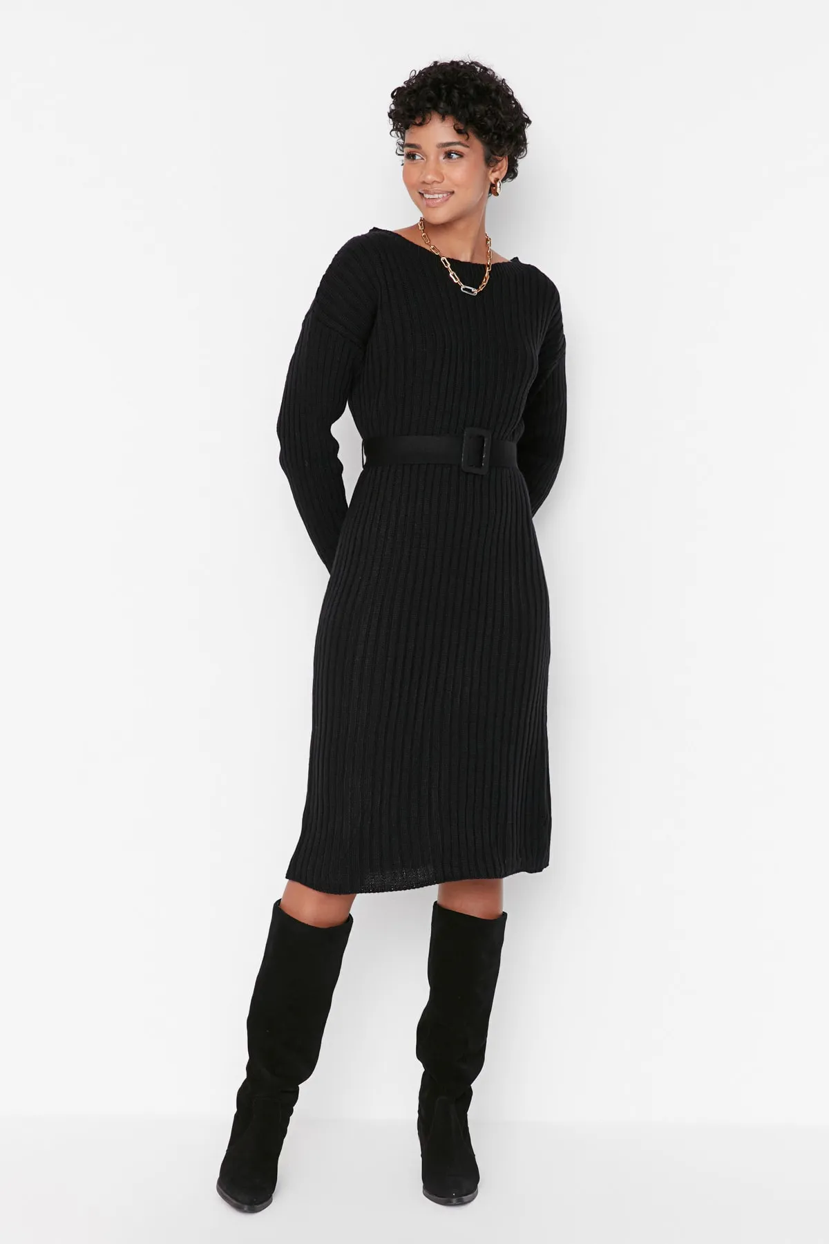 Trendyol Collection  Schwarz Schwarzes Midi-Strickkleid mit Gürtel TWOAW23EL00444 Kleid TWOAW23EL00444