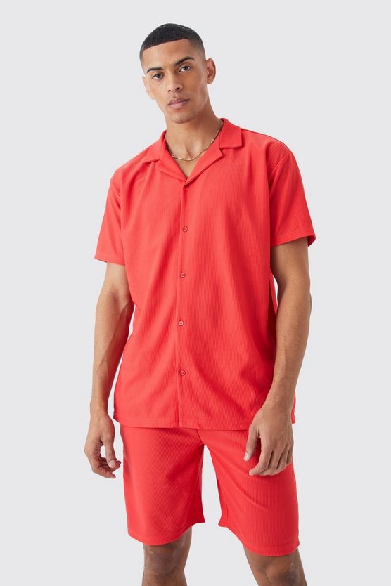 Kurzärmliges Oversize Hemd und Shorts