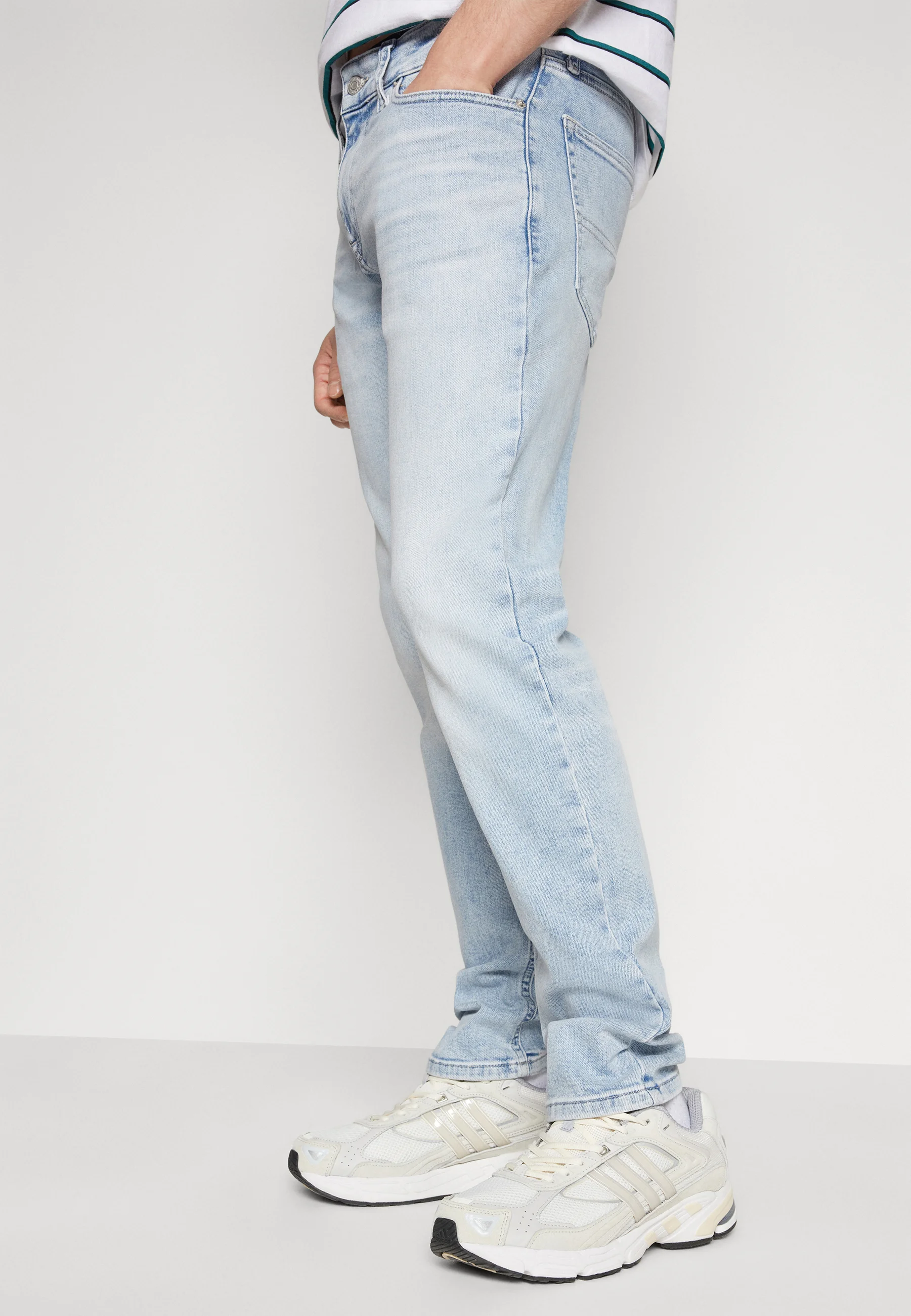 Tommy Jeans SCANTON SLIM - Vaqueros ajustados