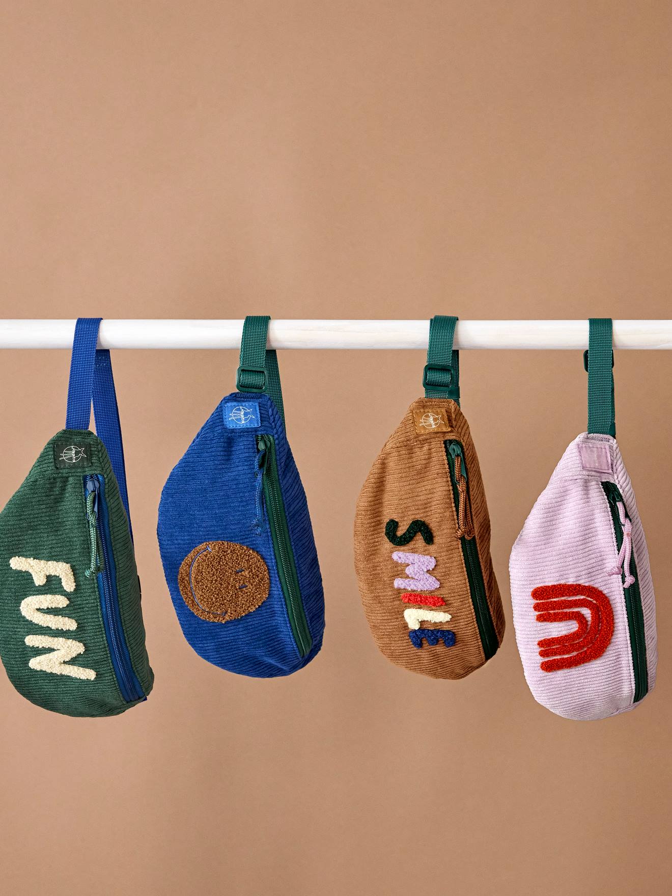 Lässig Kleinkinder Bauchtasche Little Gang LÄSSIG - karamell