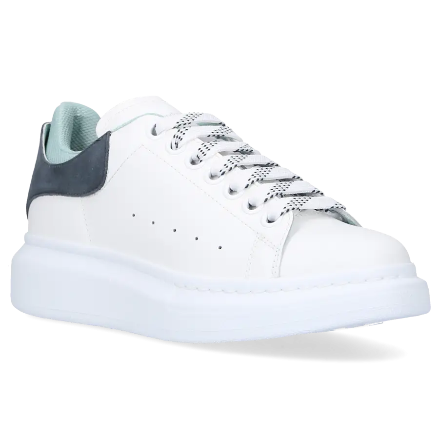 Alexander McQueen - Sneaker low LARRY Kalbsleder - weiß