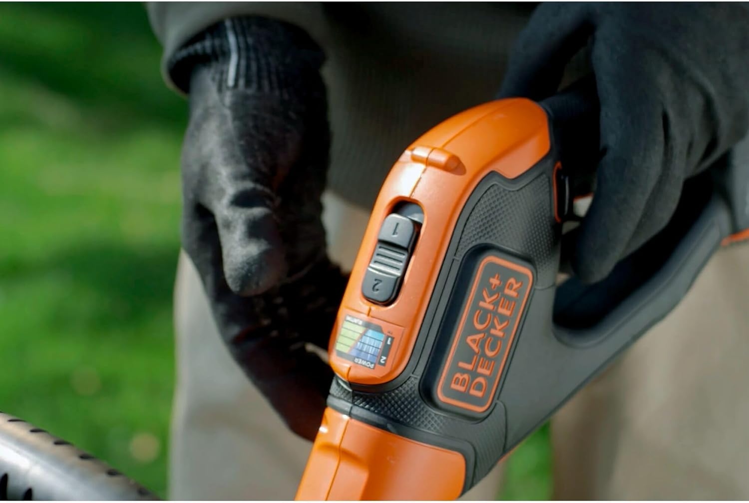 Black & Decker BCST918B Rasentrimmer 18 Volt (ohne Akkus und Ladegerät) 28 cm
