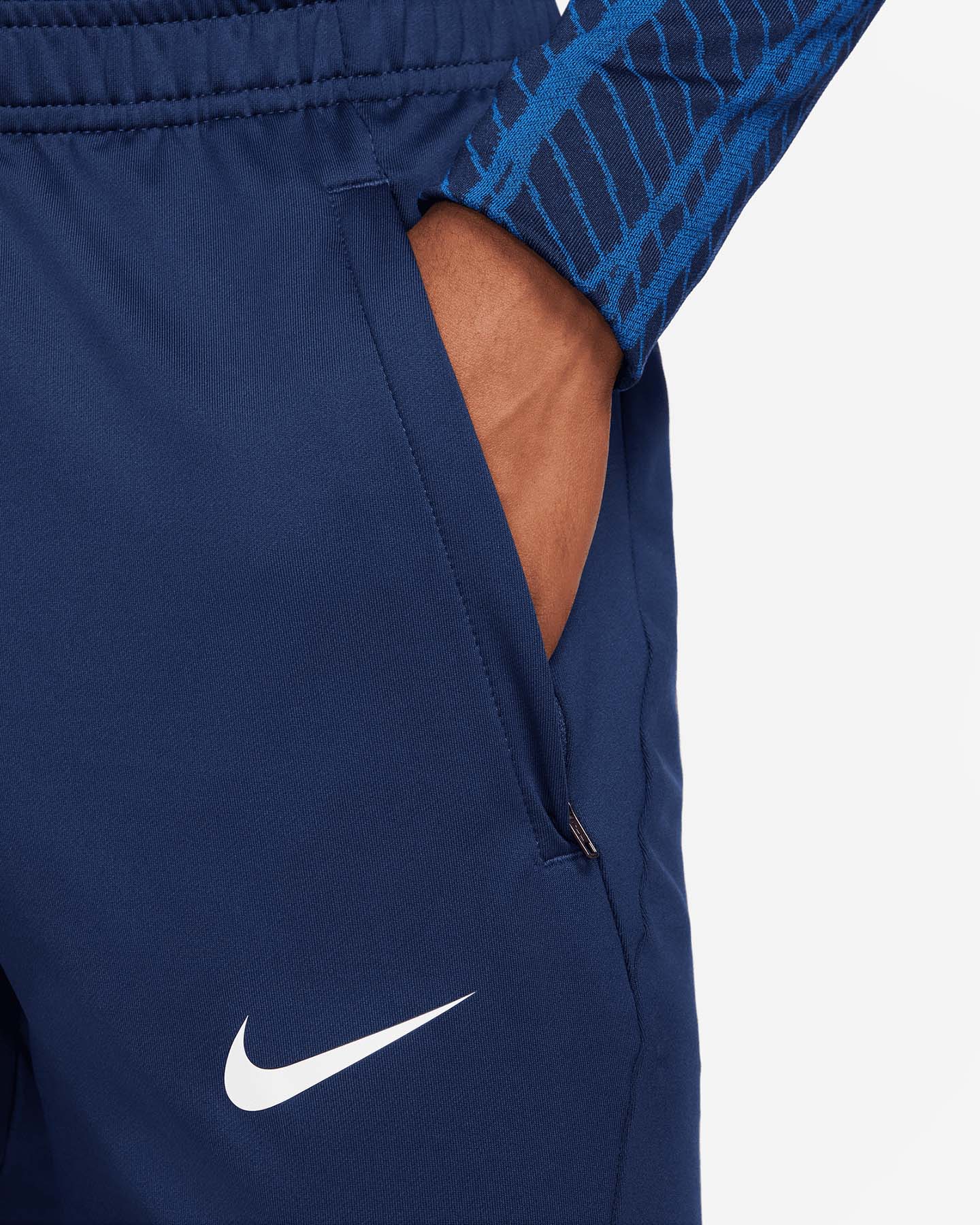 Futbalové šortky Nike Strike Soccer M DV9269-410